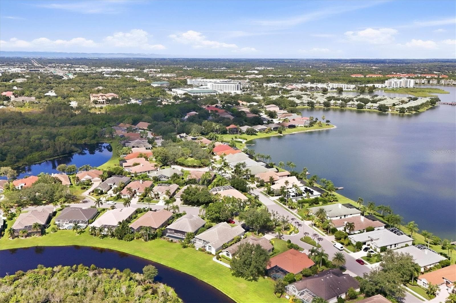 Extremely close to Lakewood Ranch Main Street - 8404 MISTY MORNING CT, LAKEWOOD RANCH