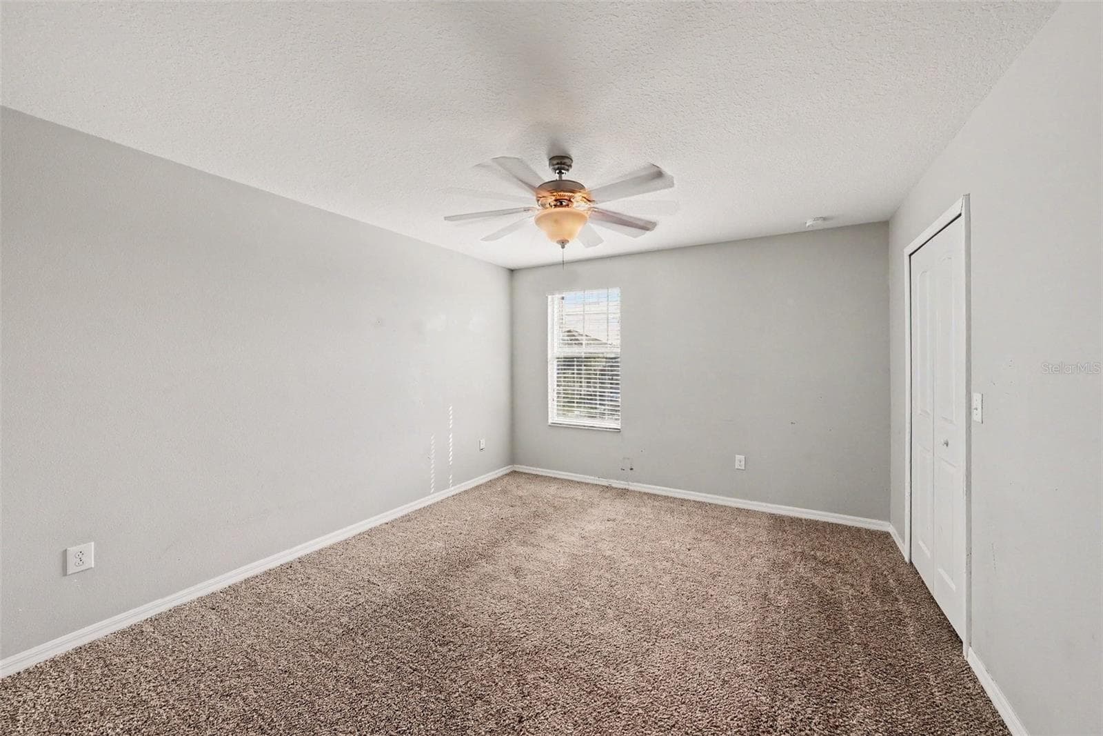 Single Family Residence at 1904 HAWKS VIEW DR, RUSKIN, photo 11 of 18