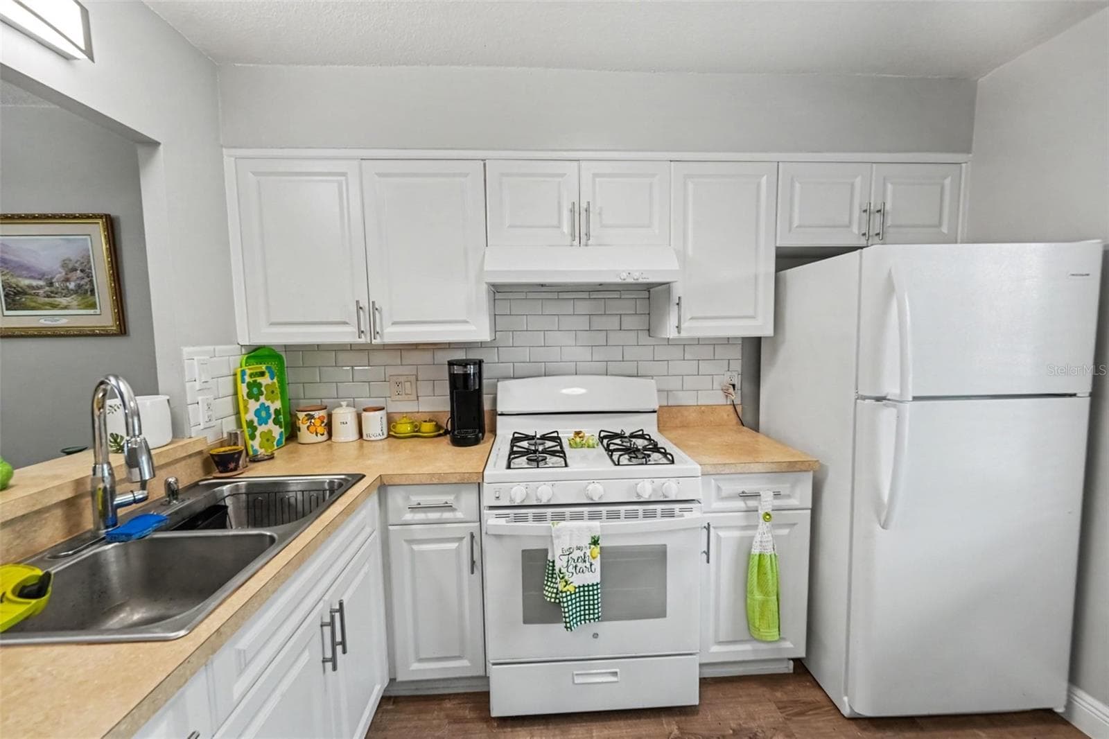 Villa at 1195 MISSION HILLS BLVD #37C, CLEARWATER, photo 7 of 23