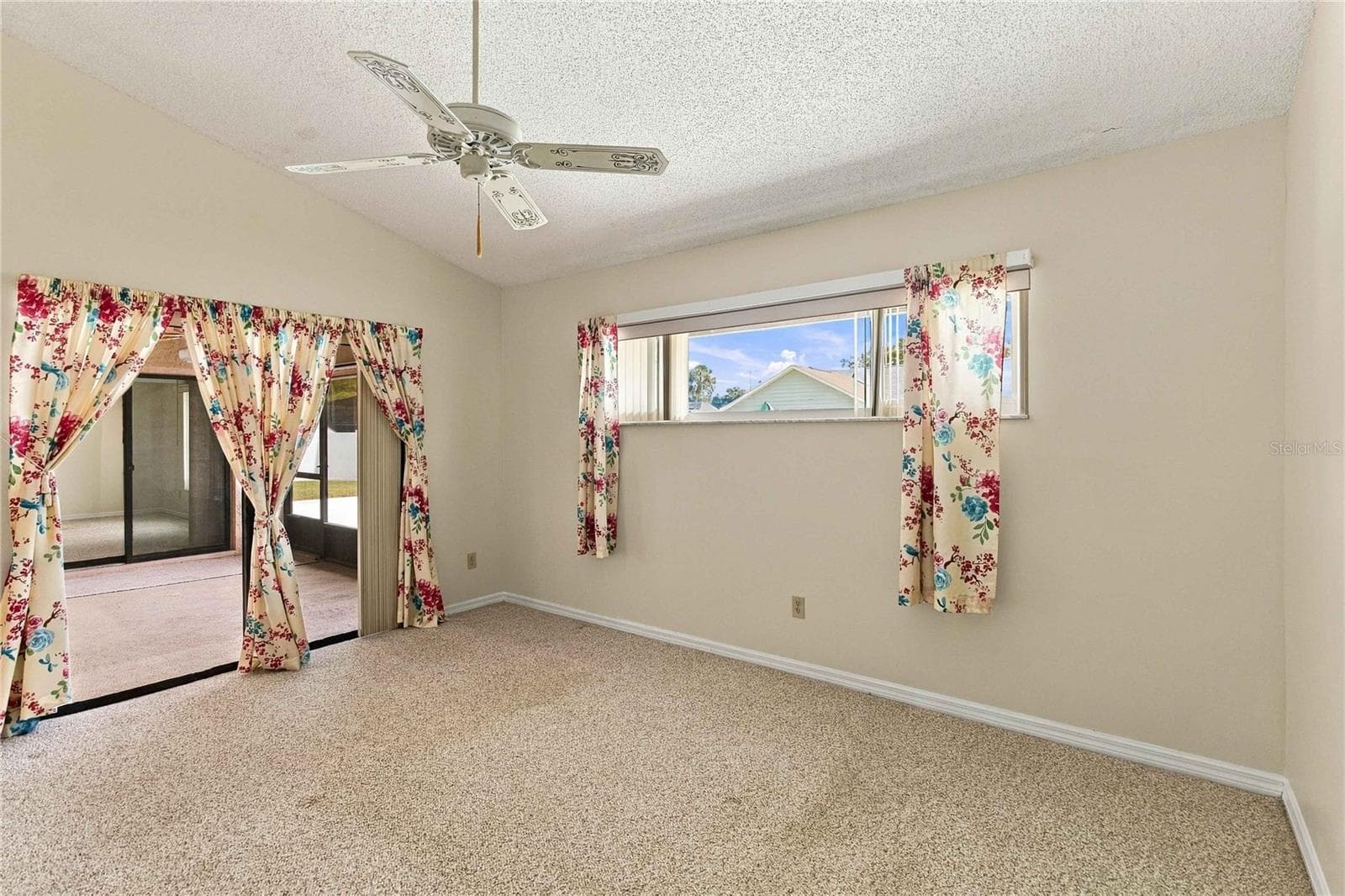 Single Family Residence at 1619 RED CLOVER CT, ORLANDO, photo 14 of 27