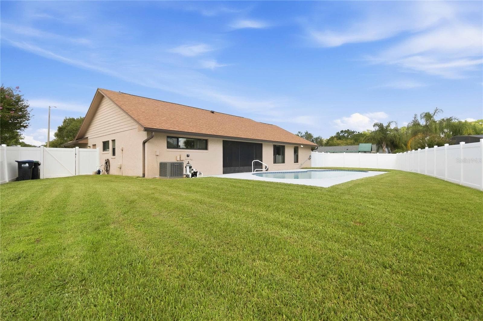 Single Family Residence at 1619 RED CLOVER CT, ORLANDO, photo 22 of 27