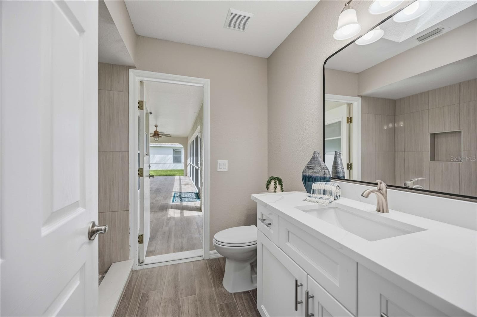 Single Family Residence at 122 VALDIVA ST, PUNTA GORDA, photo 40 of 63