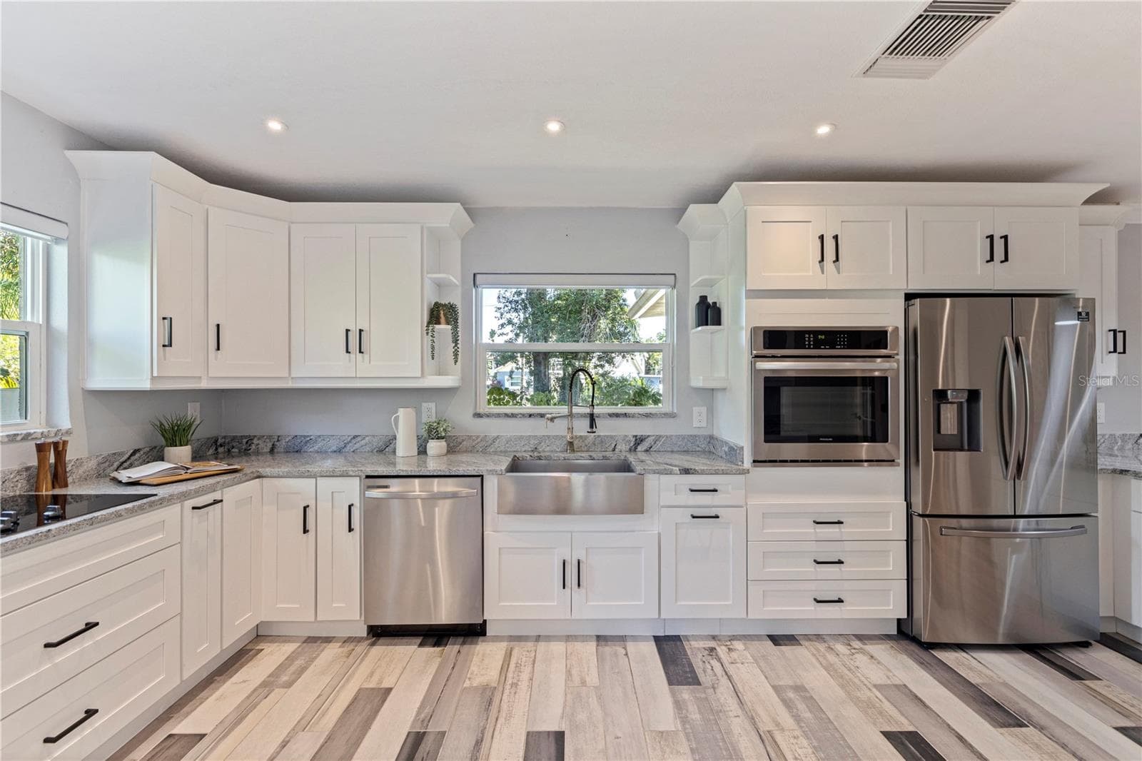 Single Family Residence at 3712 FOSTER HILL DR N, ST PETERSBURG, photo 12 of 49