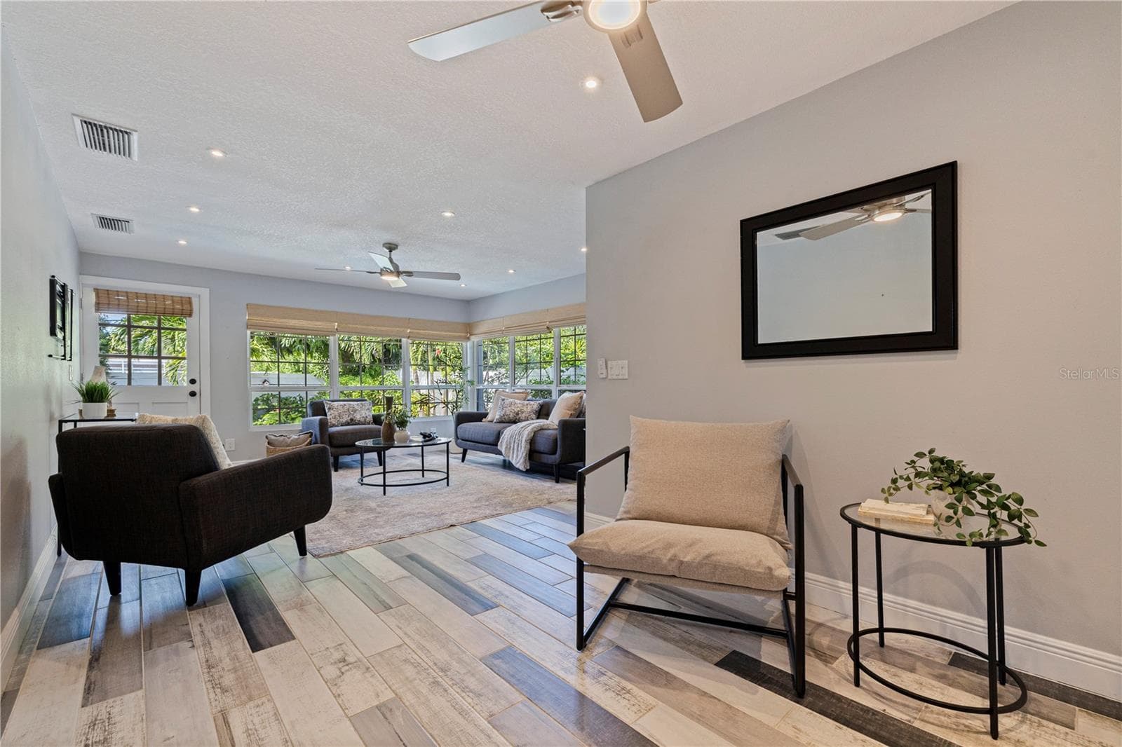 Single Family Residence at 3712 FOSTER HILL DR N, ST PETERSBURG, photo 14 of 49