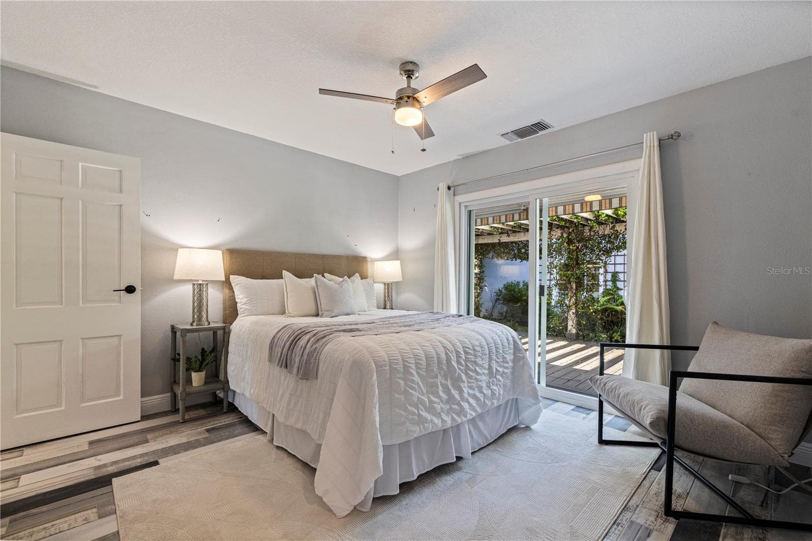 Single Family Residence at 3712 FOSTER HILL DR N, ST PETERSBURG, photo 17 of 49