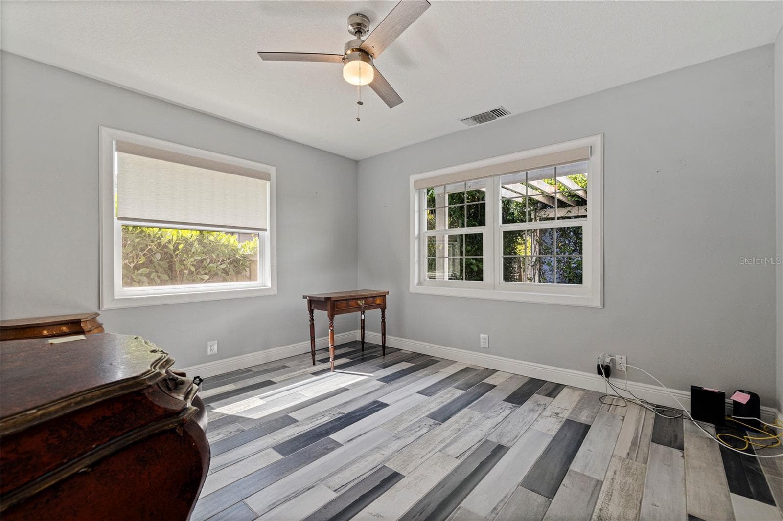 Single Family Residence at 3712 FOSTER HILL DR N, ST PETERSBURG, photo 21 of 49