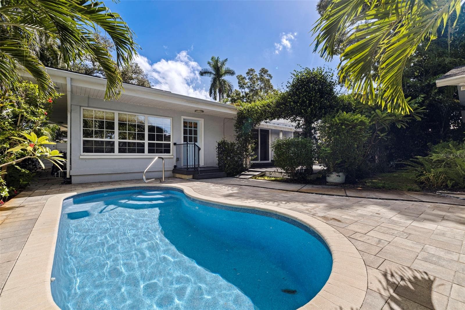 Single Family Residence at 3712 FOSTER HILL DR N, ST PETERSBURG, photo 4 of 49