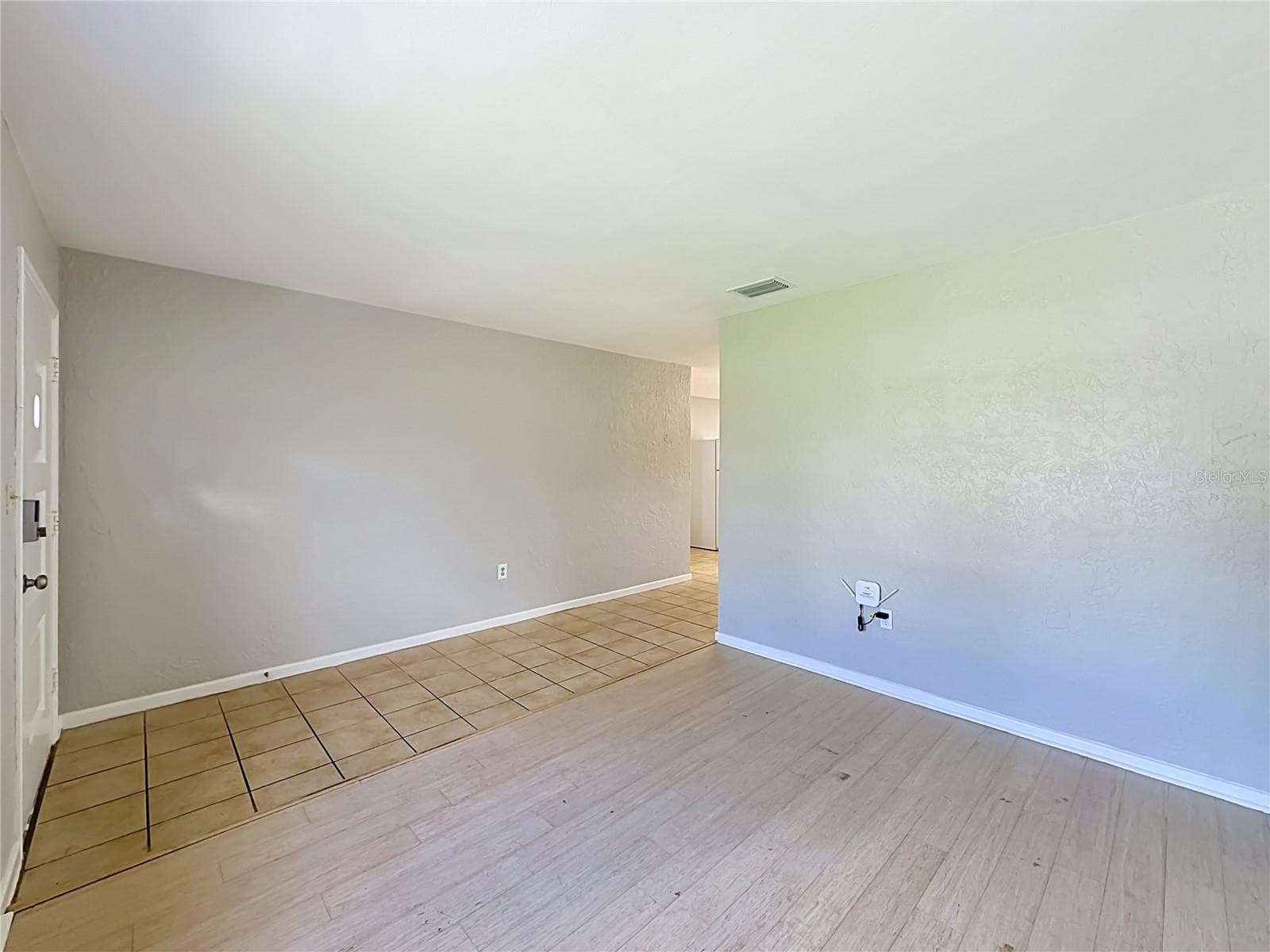 Single Family Residence at 2503 CETRA CT, LAKELAND, photo 11 of 46