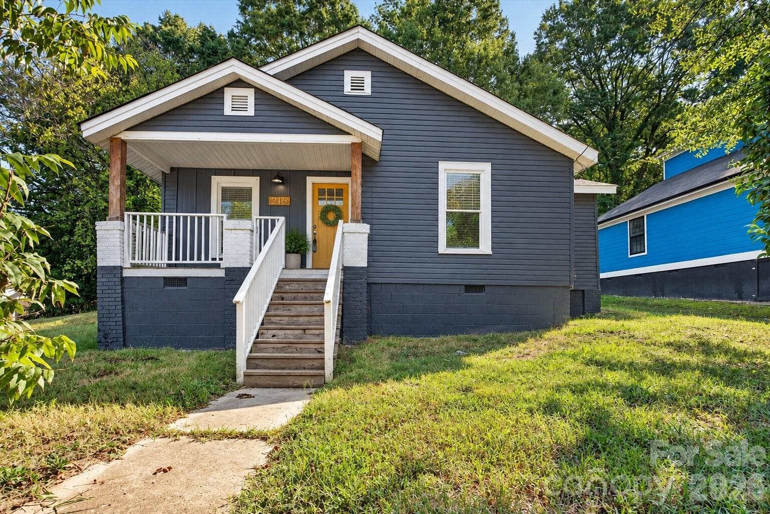 216 N Vance Street