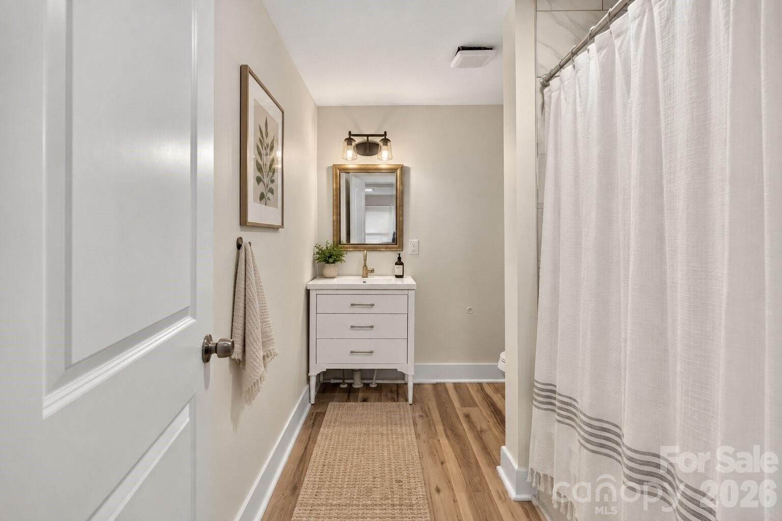 Bathroom 2 - 216 N Vance Street, Gastonia