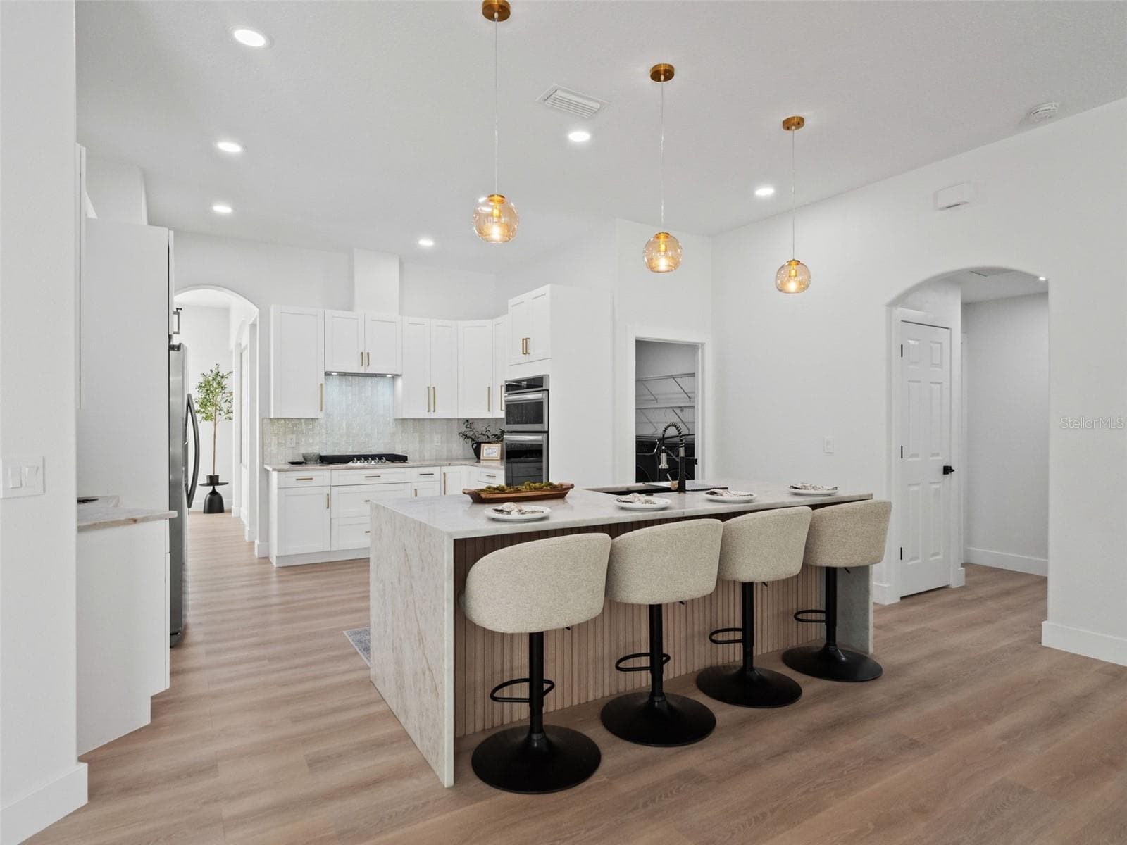 Single Family Residence at 6111 HERONCREST CT, LITHIA, photo 23 of 57