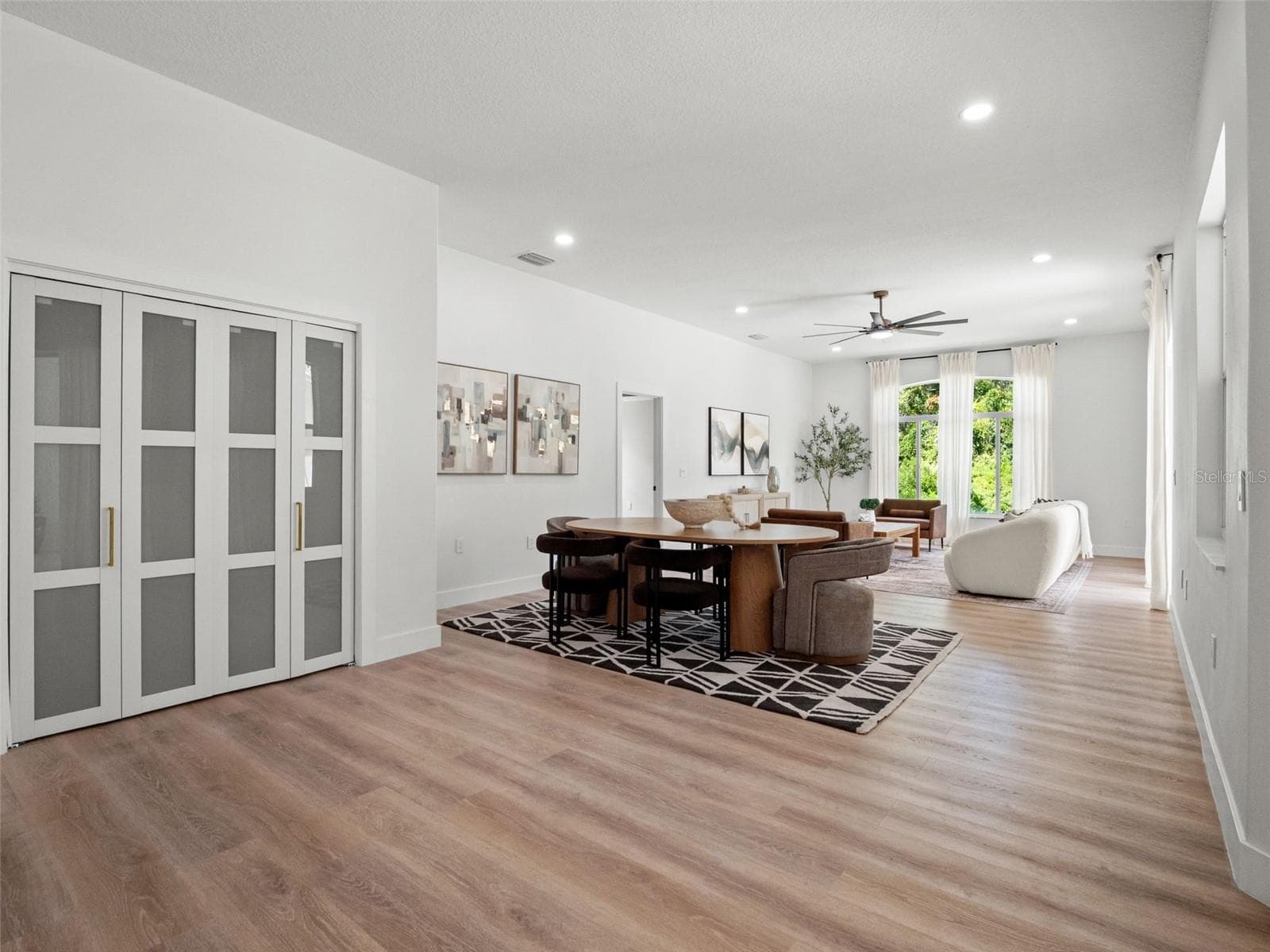 Single Family Residence at 6111 HERONCREST CT, LITHIA, photo 26 of 57
