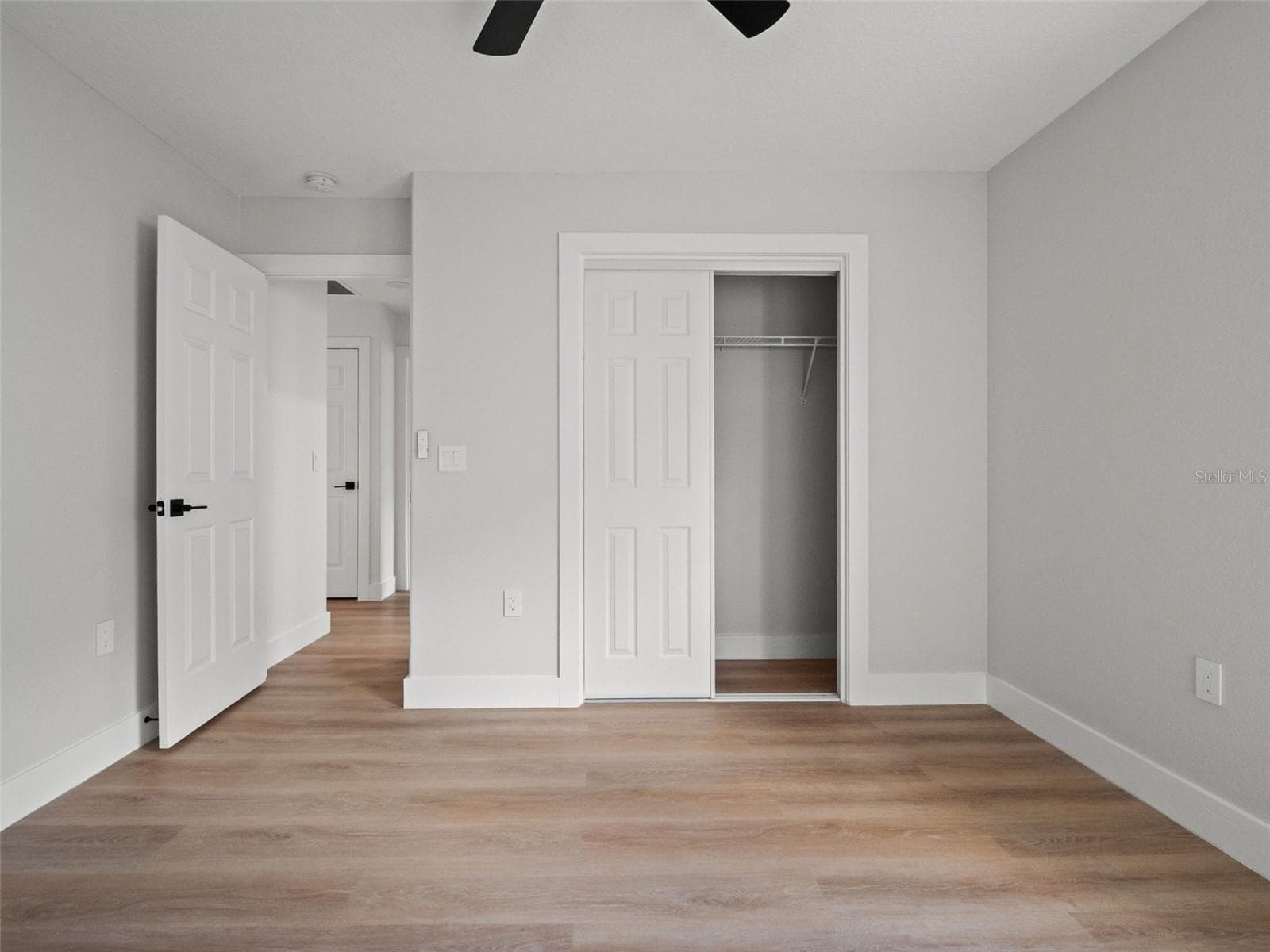 Single Family Residence at 6111 HERONCREST CT, LITHIA, photo 43 of 57
