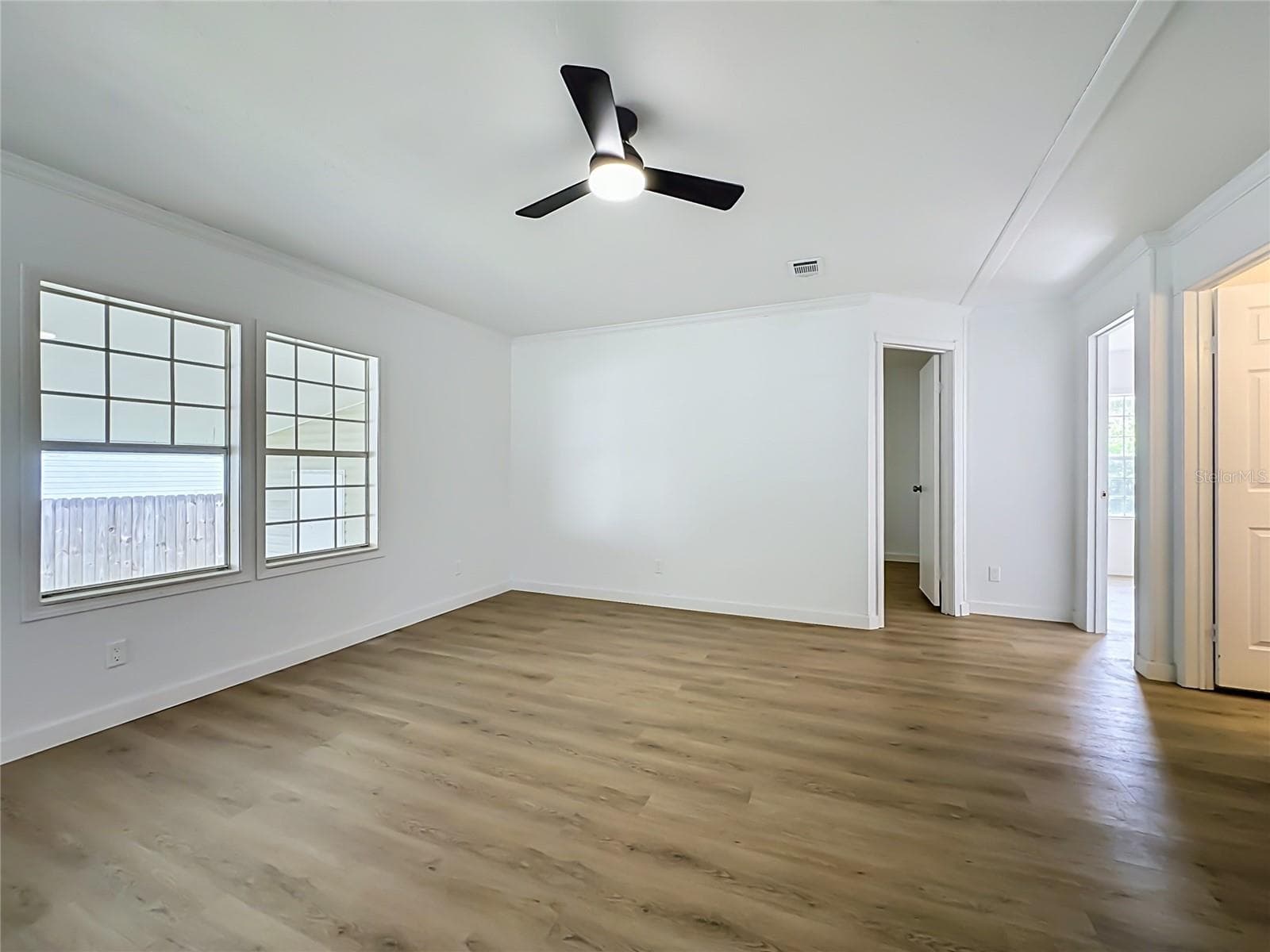 Manufactured Home at 108 PINE LAKE DR, SATSUMA, photo 10 of 31