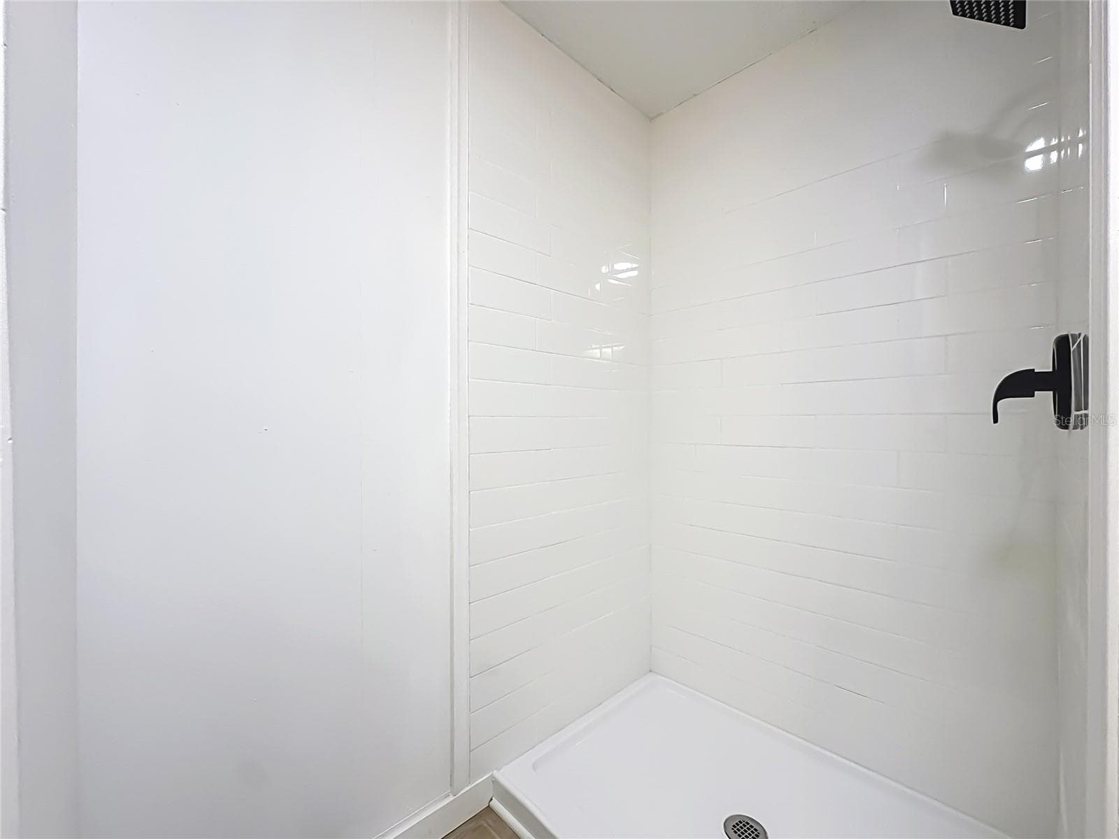 Manufactured Home at 108 PINE LAKE DR, SATSUMA, photo 20 of 31