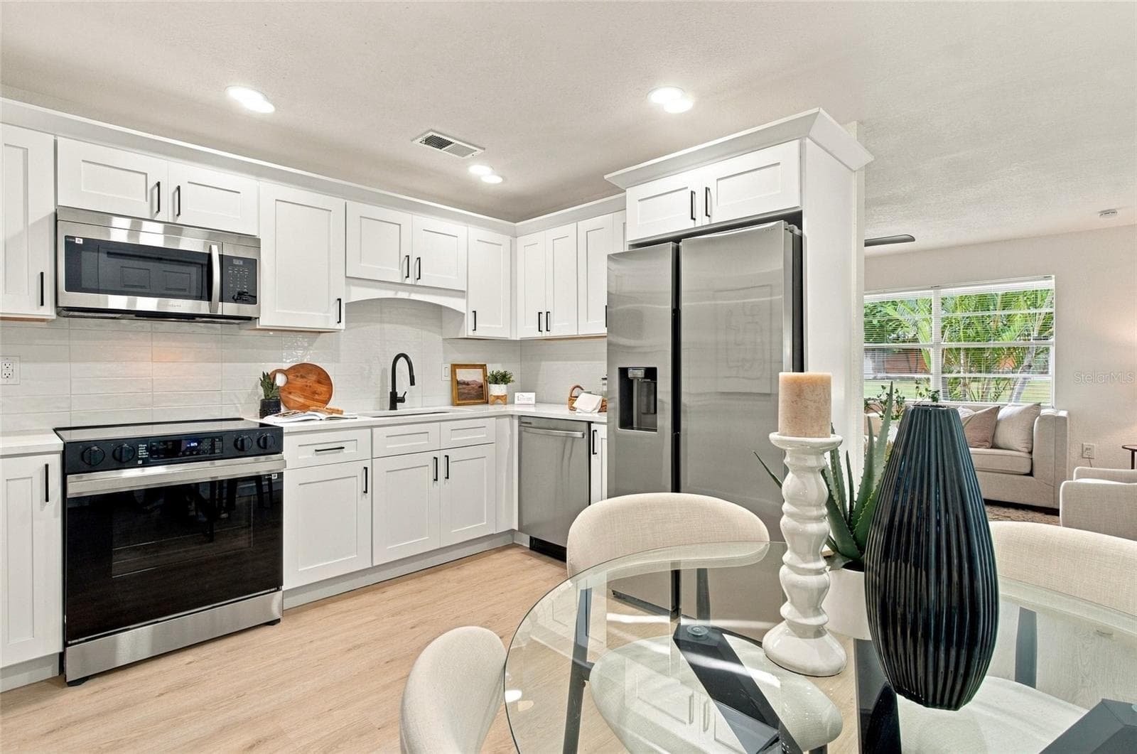 Single Family Residence at 5207 56TH AVE N, ST PETERSBURG, photo 12 of 31