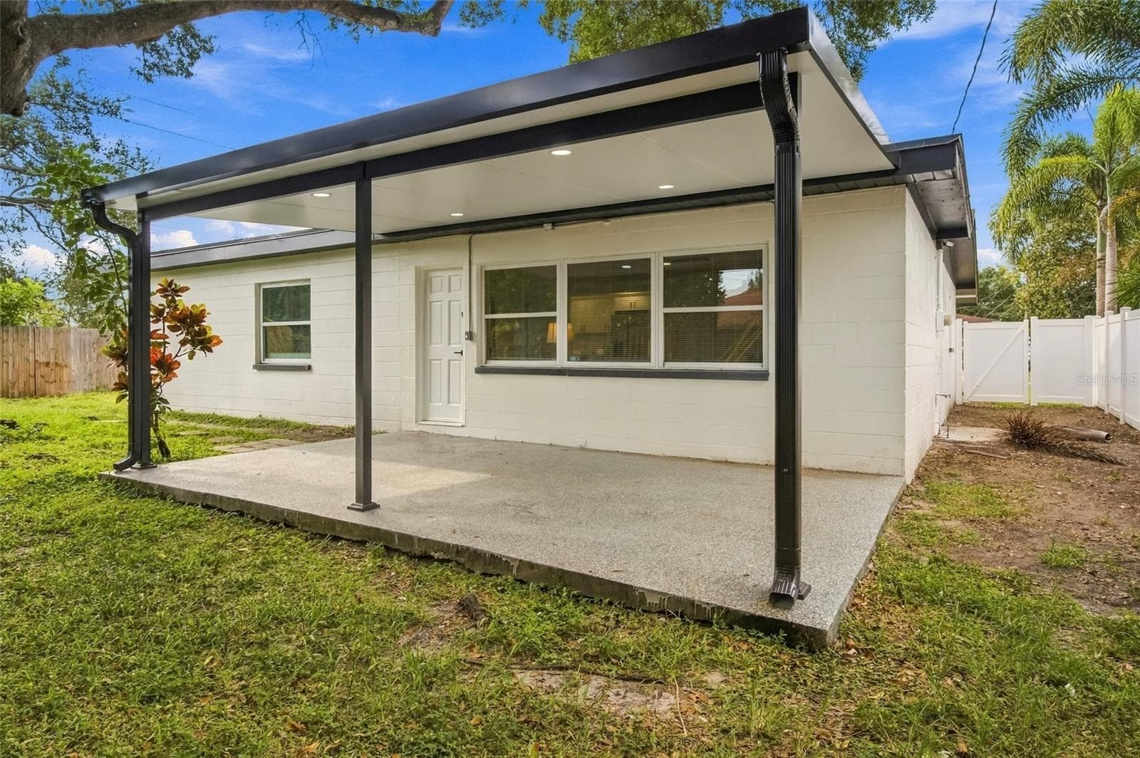 Single Family Residence at 5207 56TH AVE N, ST PETERSBURG, photo 29 of 31