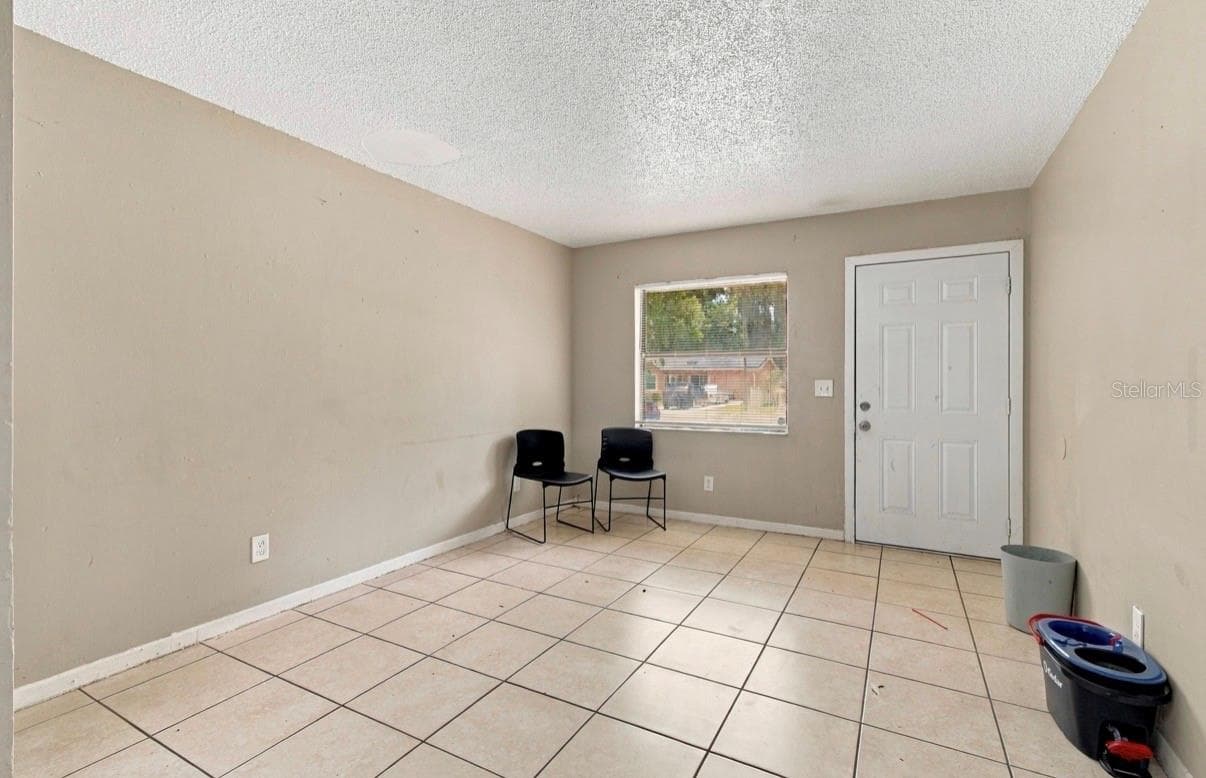 Duplex at 1504 E POINSETTIA AVE, TAMPA, photo 5 of 37