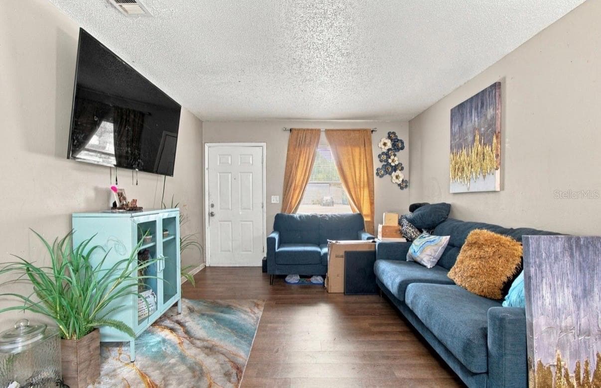 Duplex at 1504 E POINSETTIA AVE, TAMPA, photo 17 of 37