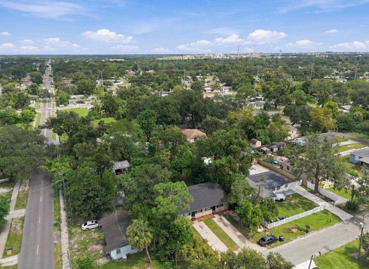 Duplex at 1504 E POINSETTIA AVE, TAMPA, photo 33 of 37
