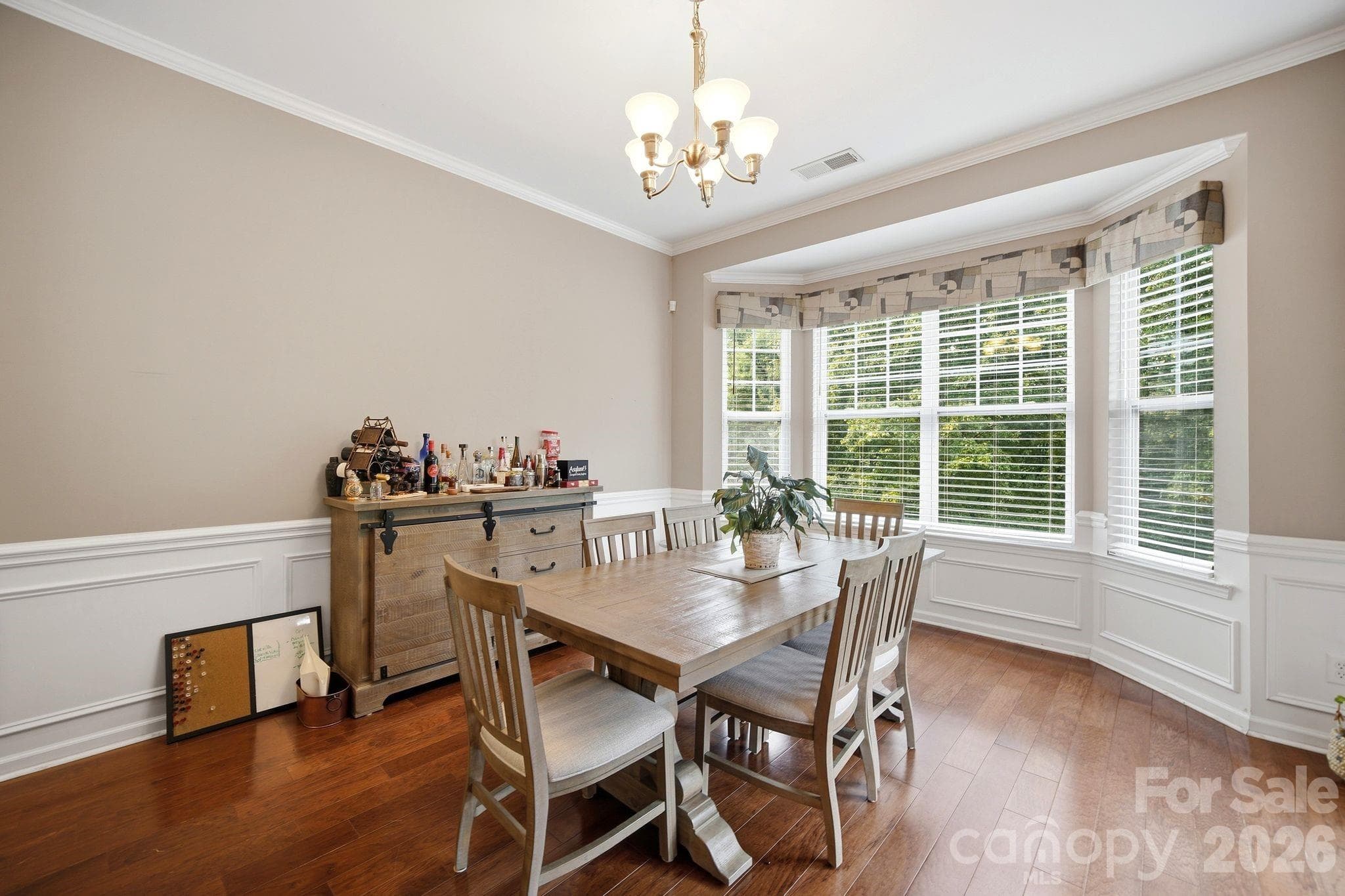 Single Family Residence at 3009 Grande Heights Drive, Charlotte, photo 9 of 32