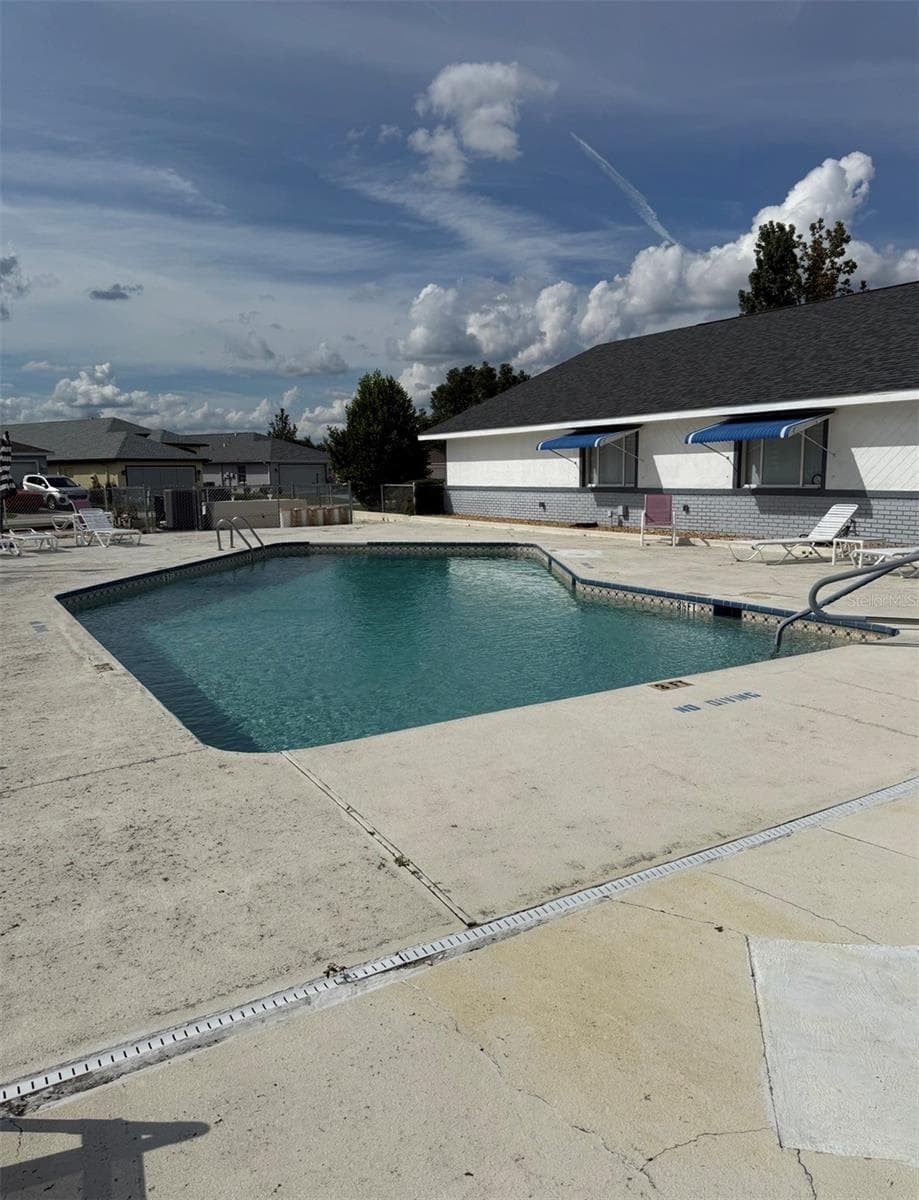 pool - 10440 S CLINT LOOP, FLORAL CITY