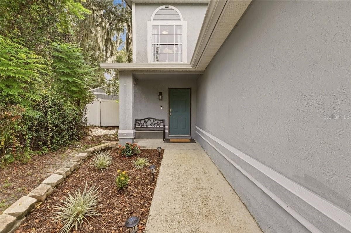 Front Entry - 3824 CREEK WAY CT, PLANT CITY