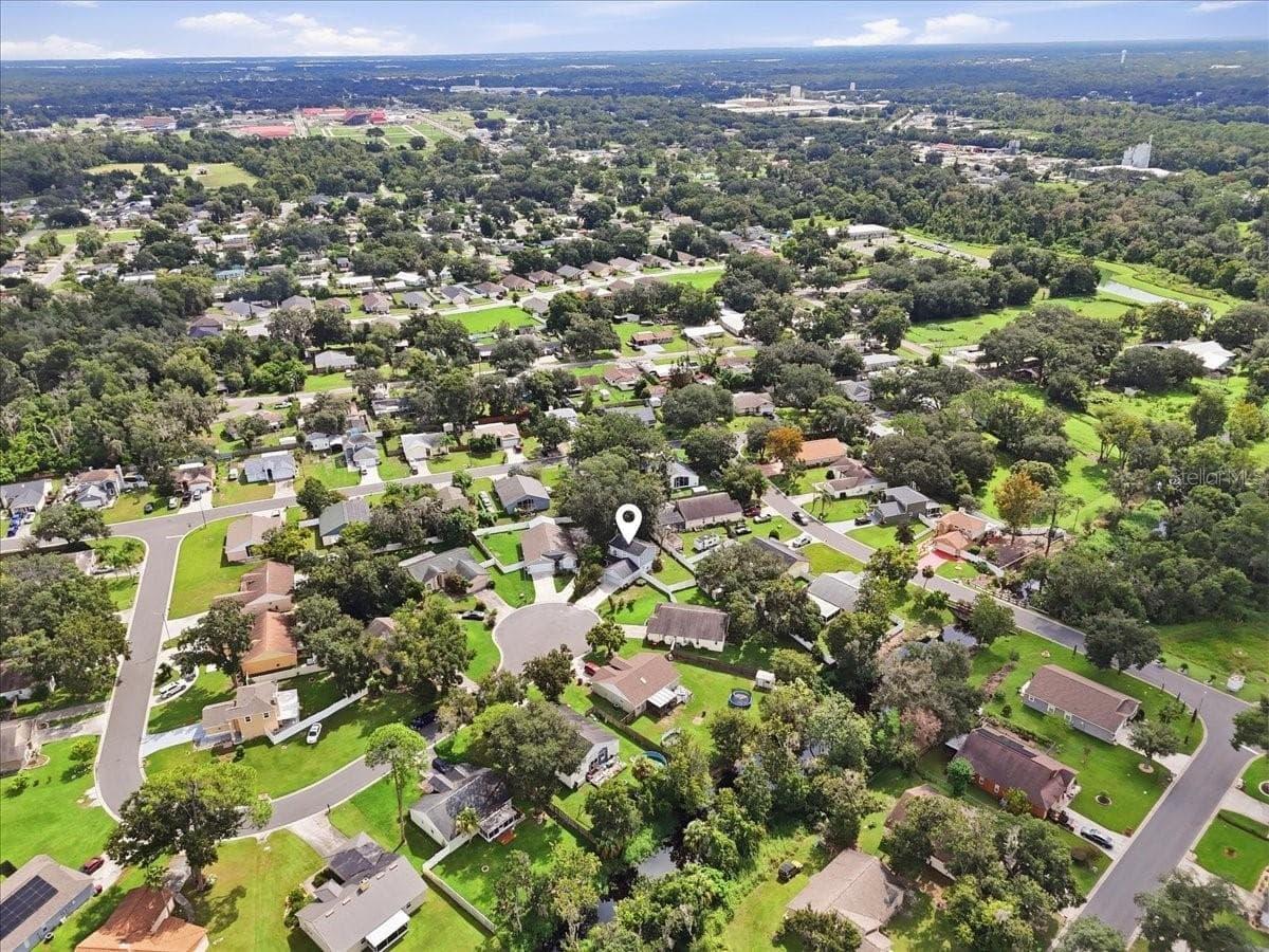Single Family Residence at 3824 CREEK WAY CT, PLANT CITY, photo 36 of 41