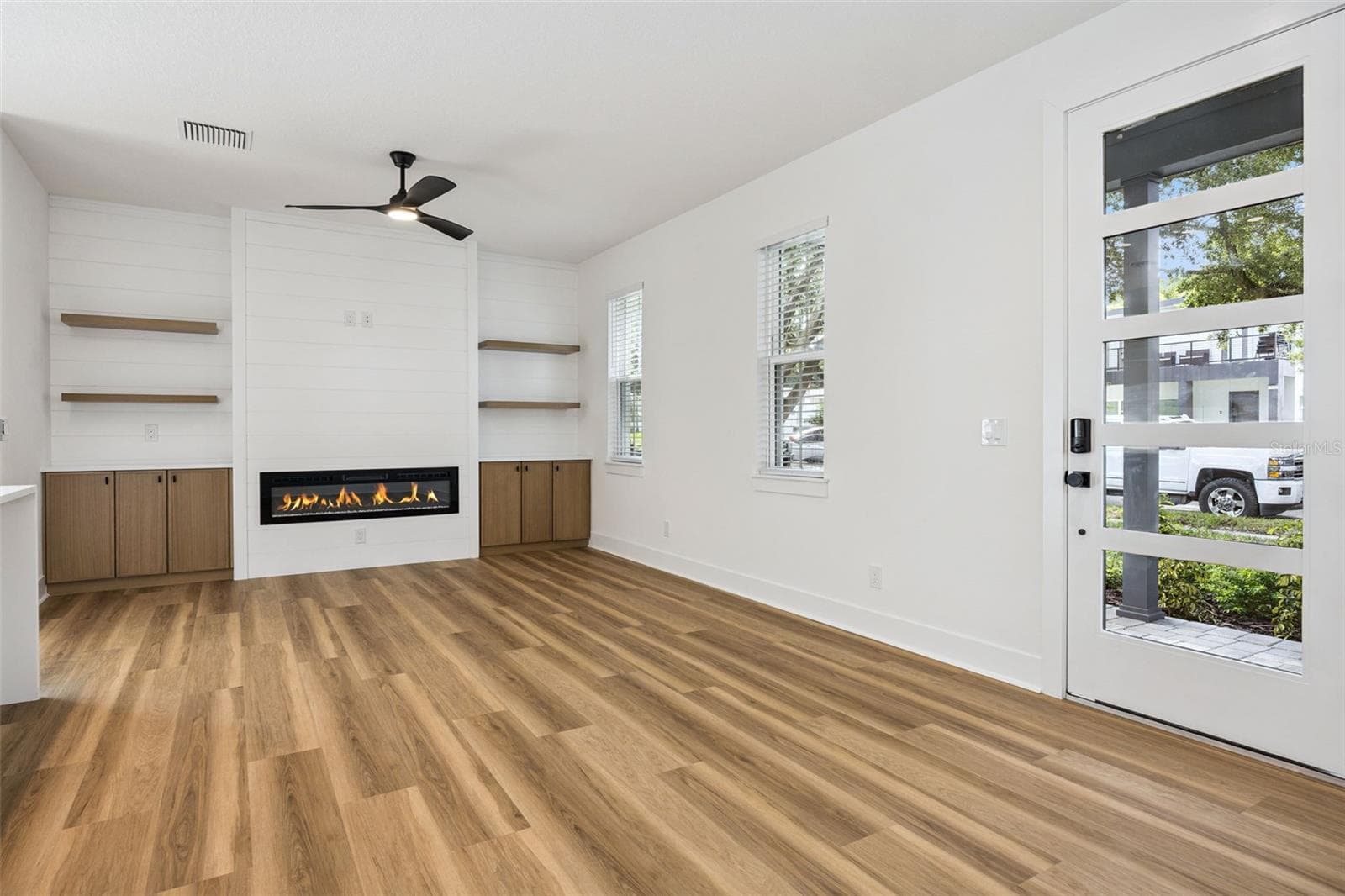 Living room - 87 W MURIEL ST, ORLANDO
