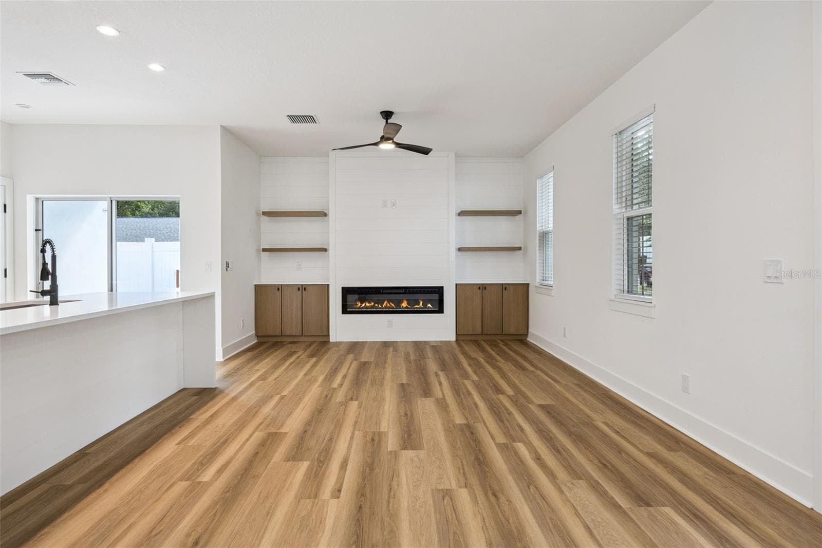 Living room - 87 W MURIEL ST, ORLANDO