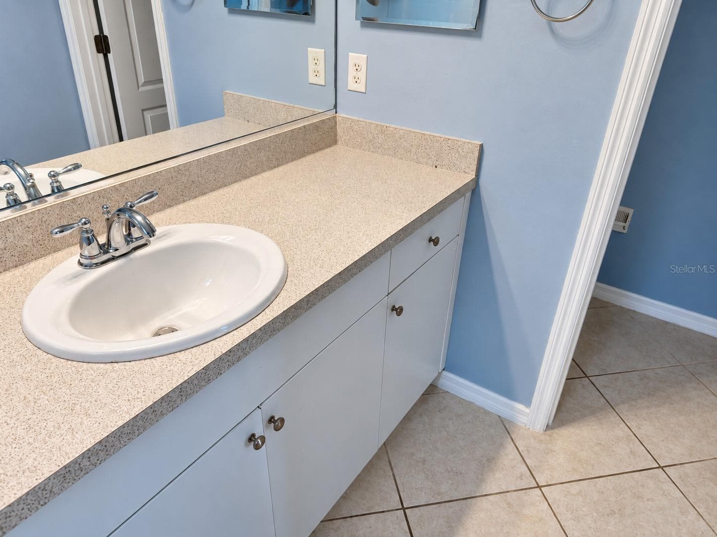 Single Family Residence at 11835 CRAWFORD PARRISH LN, PARRISH, photo 17 of 25