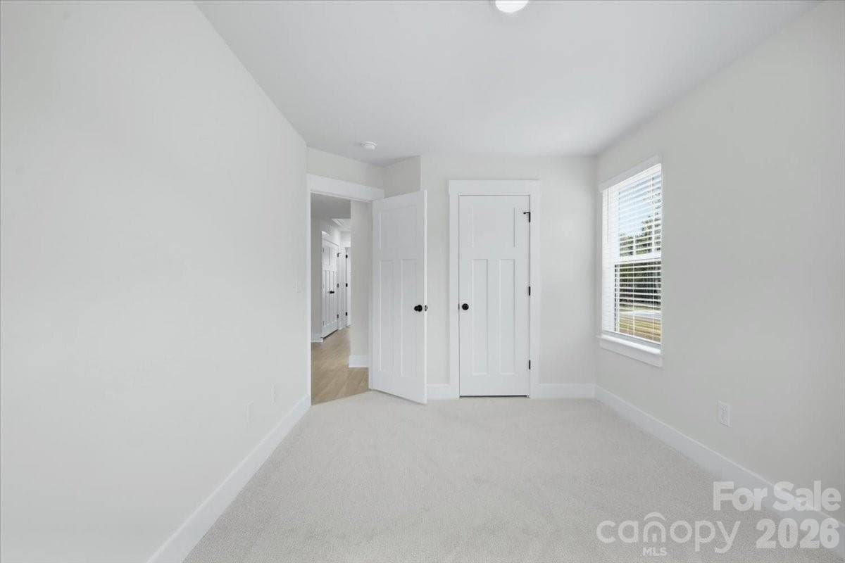 Townhouse at 31 Oleetah Falls Way, Hendersonville, photo 16 of 25