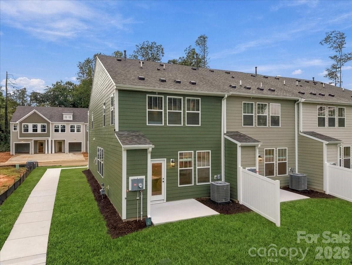Townhouse at 31 Oleetah Falls Way, Hendersonville, photo 21 of 25