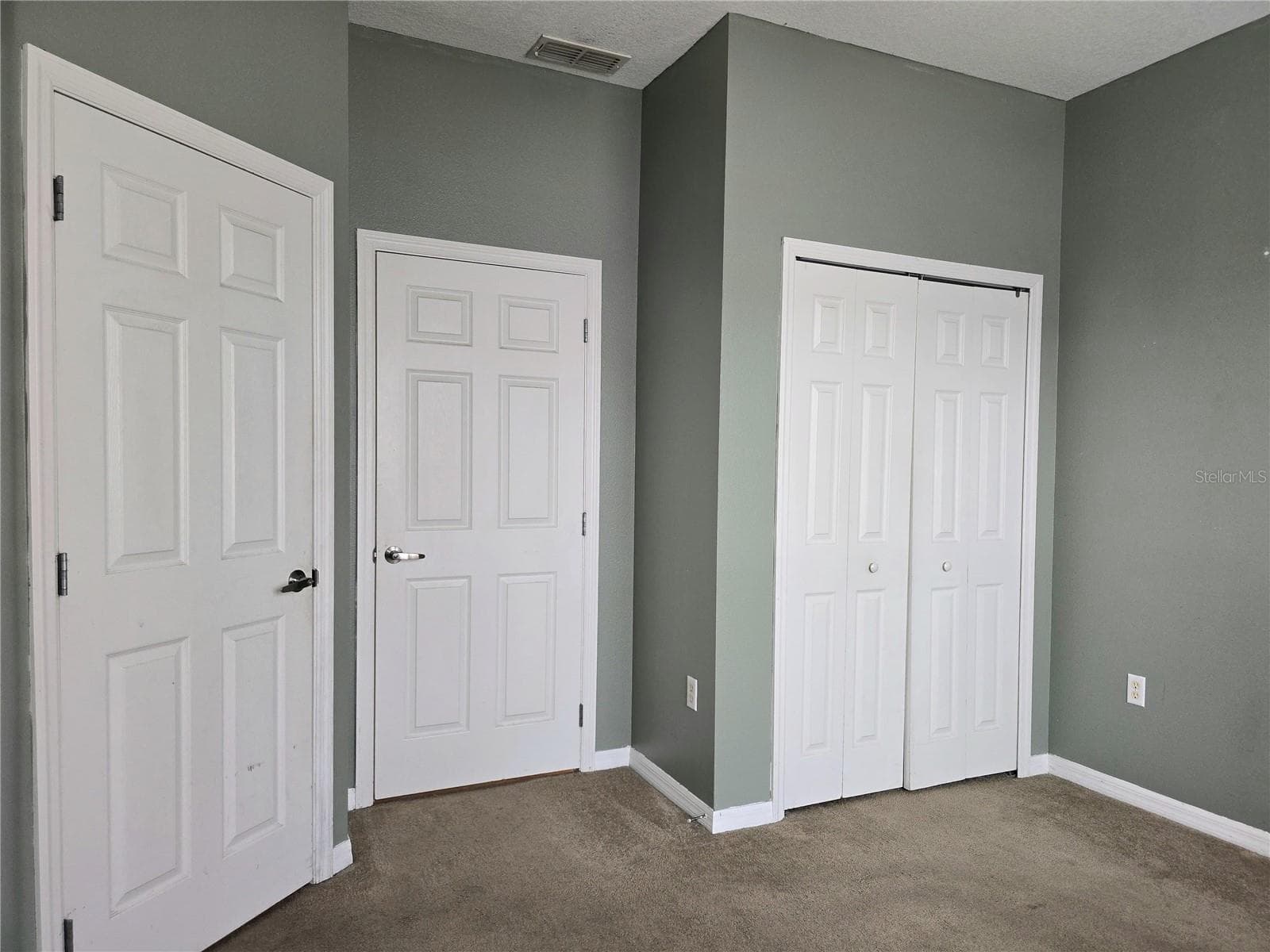 Bedroom 2 (1st Floor) - 17507 BLESSING DR, CLERMONT