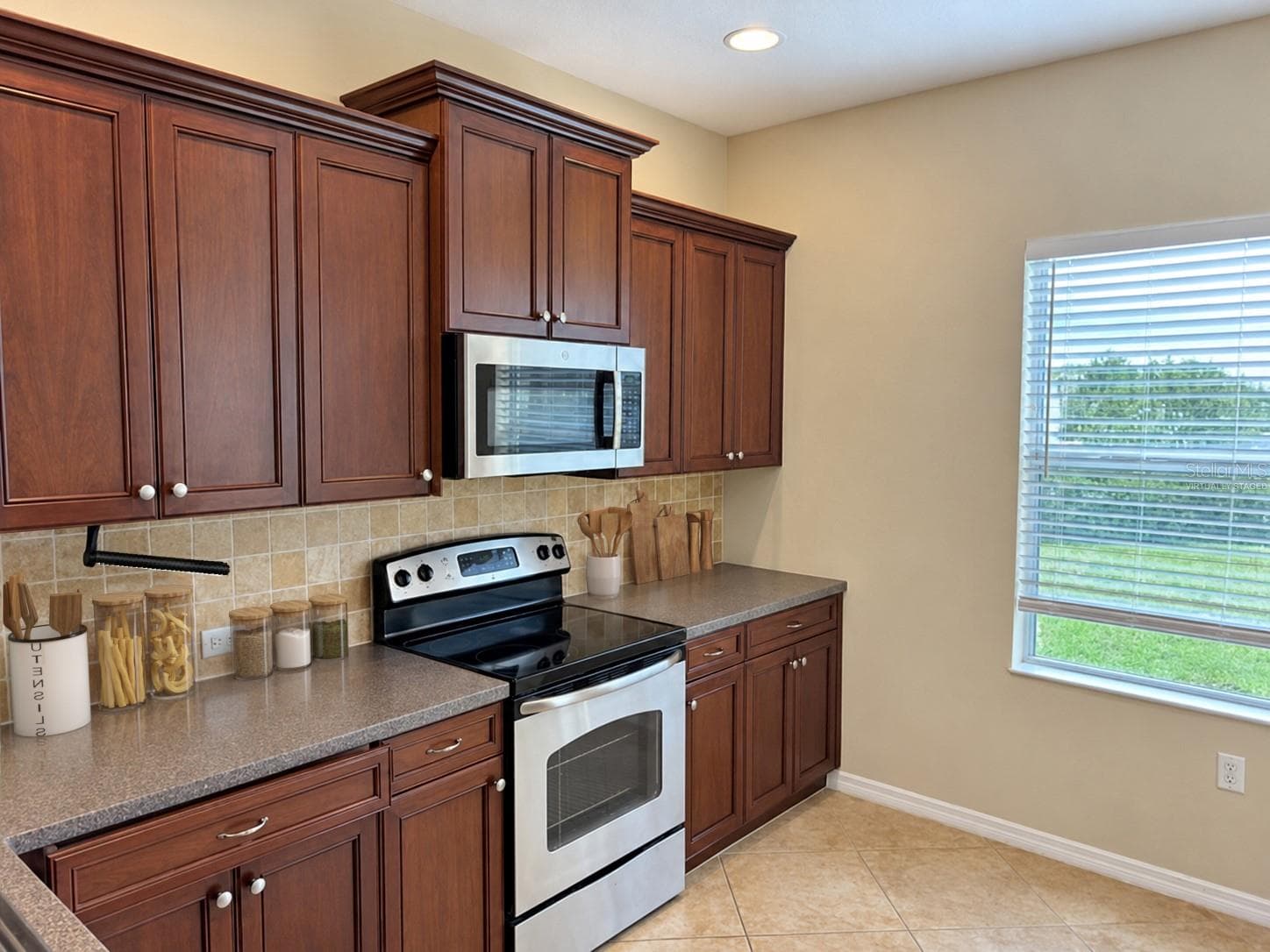virtually staged - 11835 CRAWFORD PARRISH LN, PARRISH