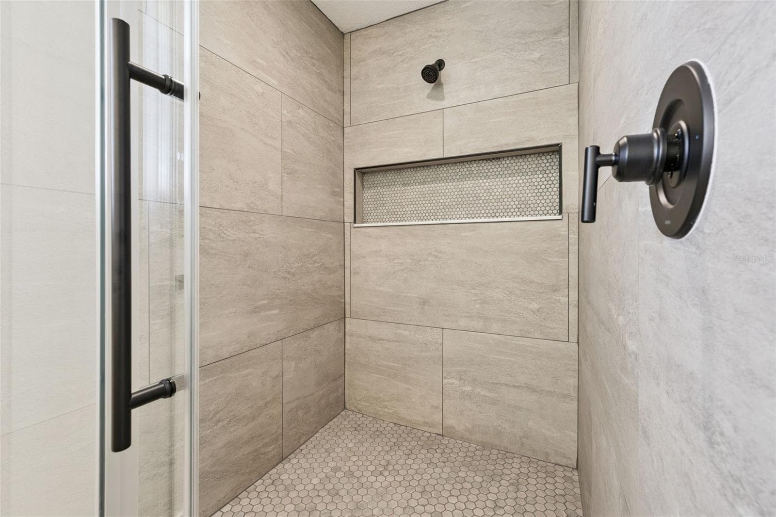 Primary bathroom - 2119 W LUCERNE TER, ORLANDO