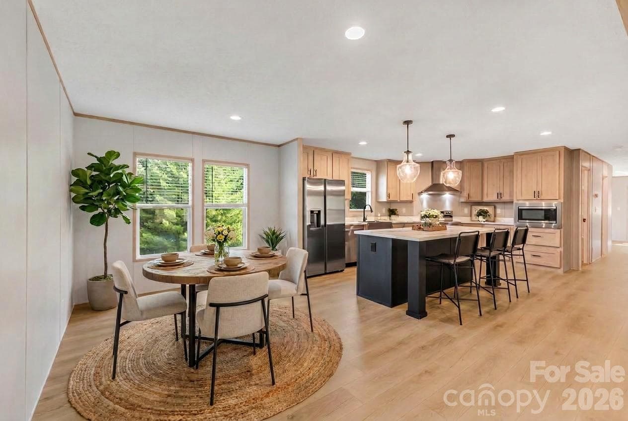 Virtually staged - 817 Jupiter Road, Weaverville