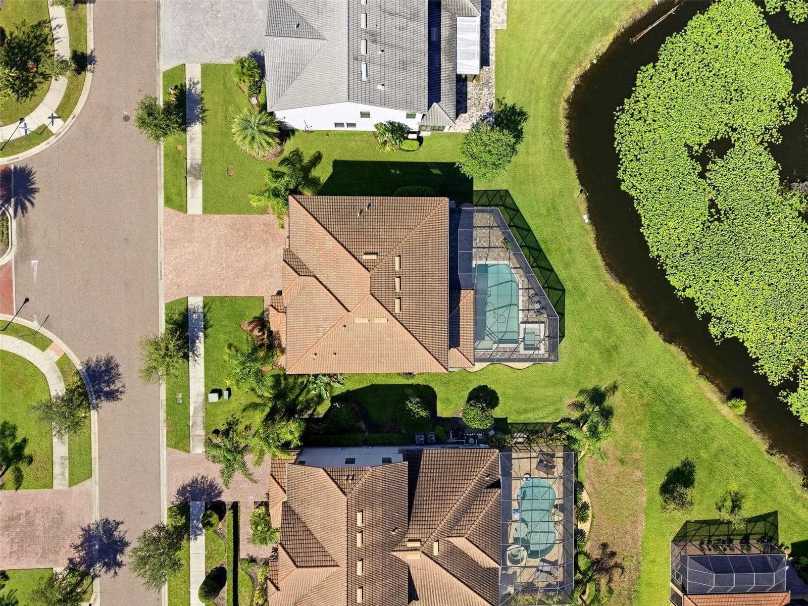 Single Family Residence at 5157 LAKECASTLE DR, TAMPA, photo 29 of 50