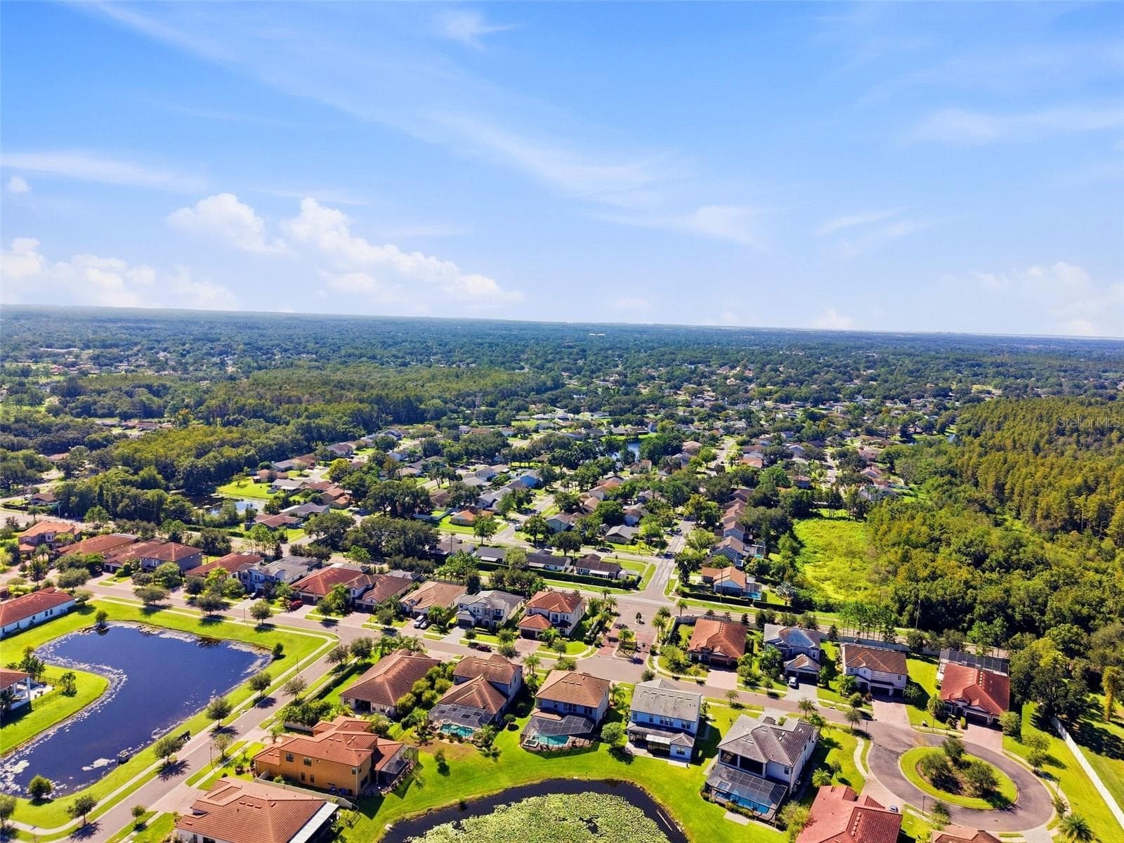 Single Family Residence at 5157 LAKECASTLE DR, TAMPA, photo 43 of 50