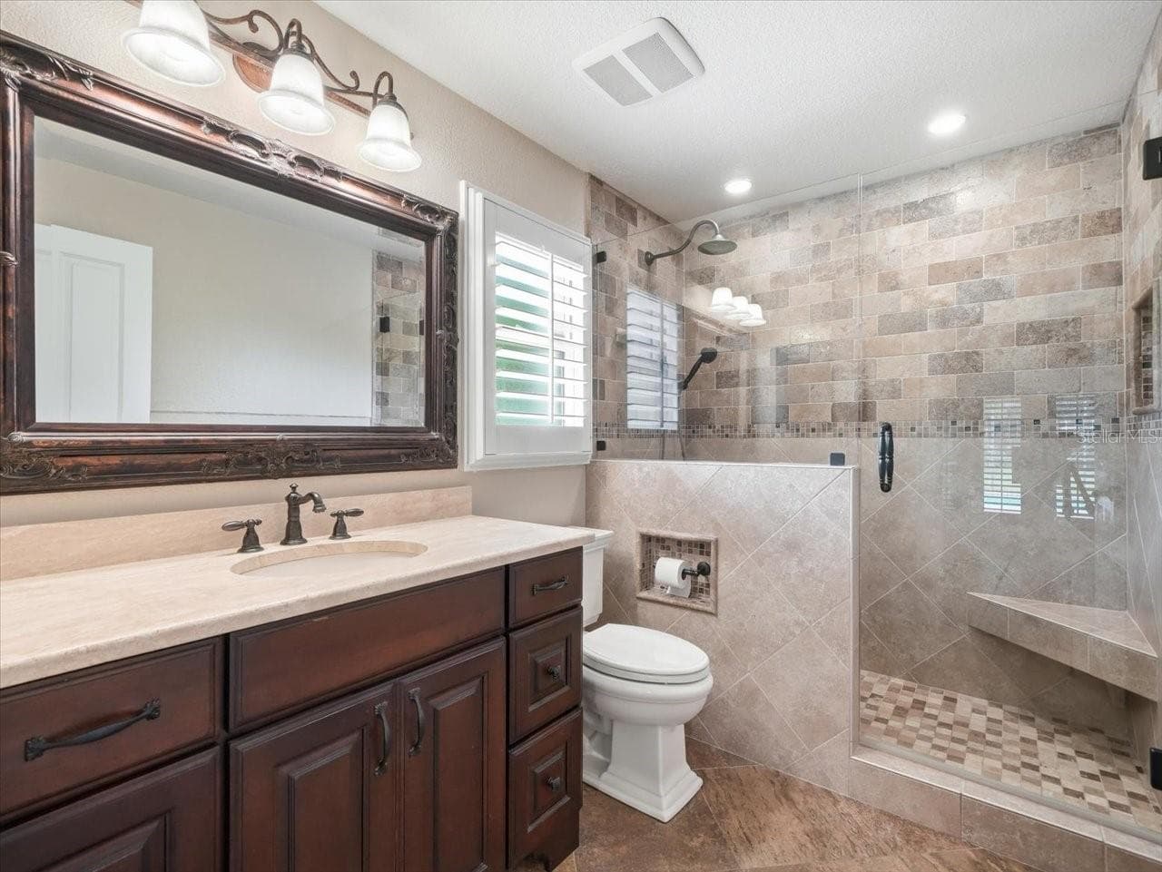 Single Family Residence at 13903 MIDDLE PARK DR, TAMPA, photo 34 of 52