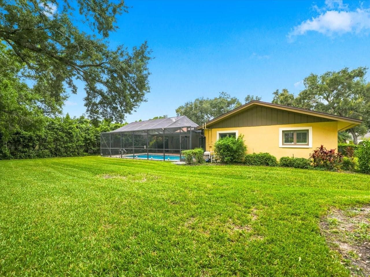 Single Family Residence at 13903 MIDDLE PARK DR, TAMPA, photo 50 of 52