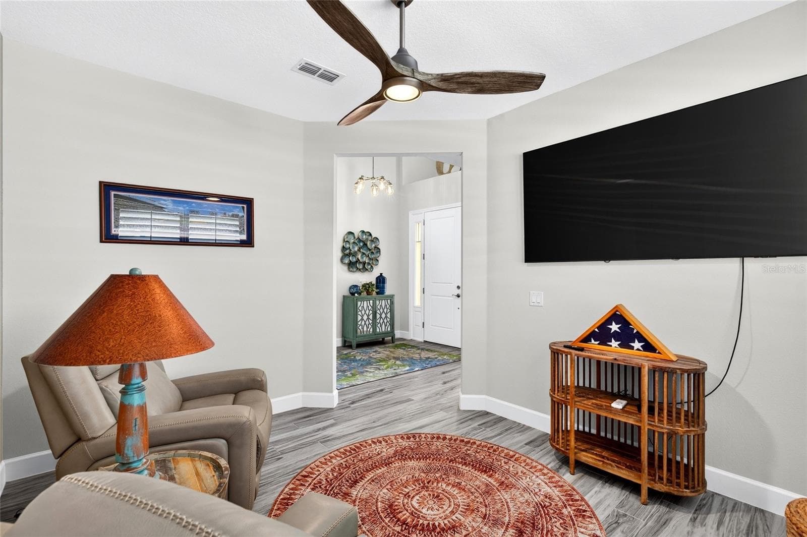 Single Family Residence at 826 SUNNY HORIZON CT, DAYTONA BEACH, photo 8 of 79