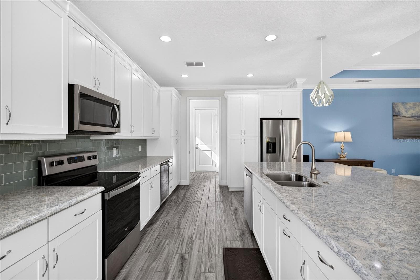 Single Family Residence at 826 SUNNY HORIZON CT, DAYTONA BEACH, photo 15 of 79