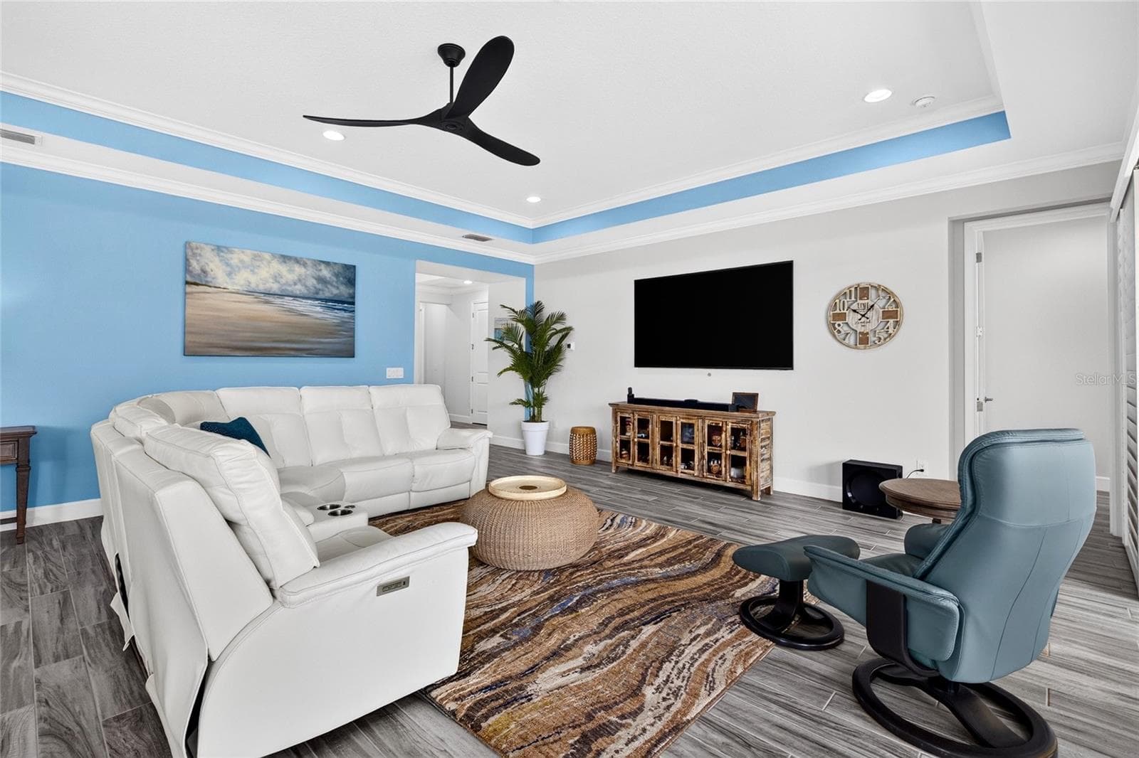 Single Family Residence at 826 SUNNY HORIZON CT, DAYTONA BEACH, photo 25 of 79