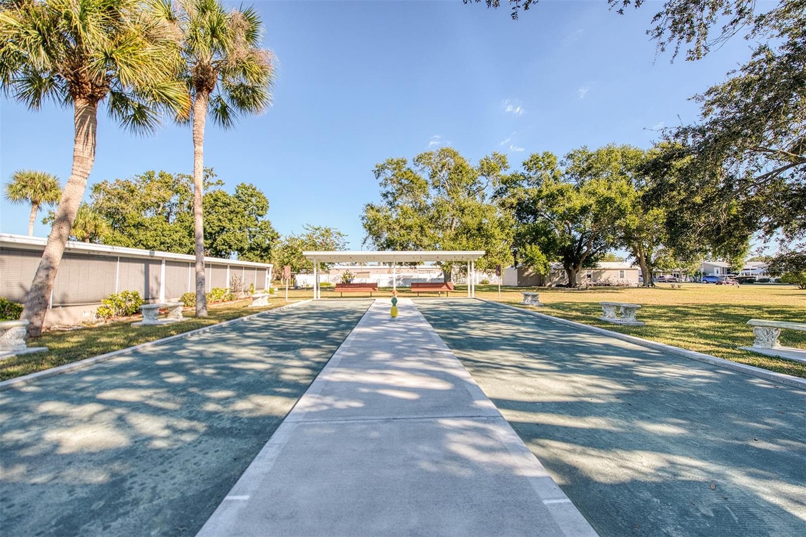 Manufactured Home at 82 PELICAN DR N, OLDSMAR, photo 42 of 45