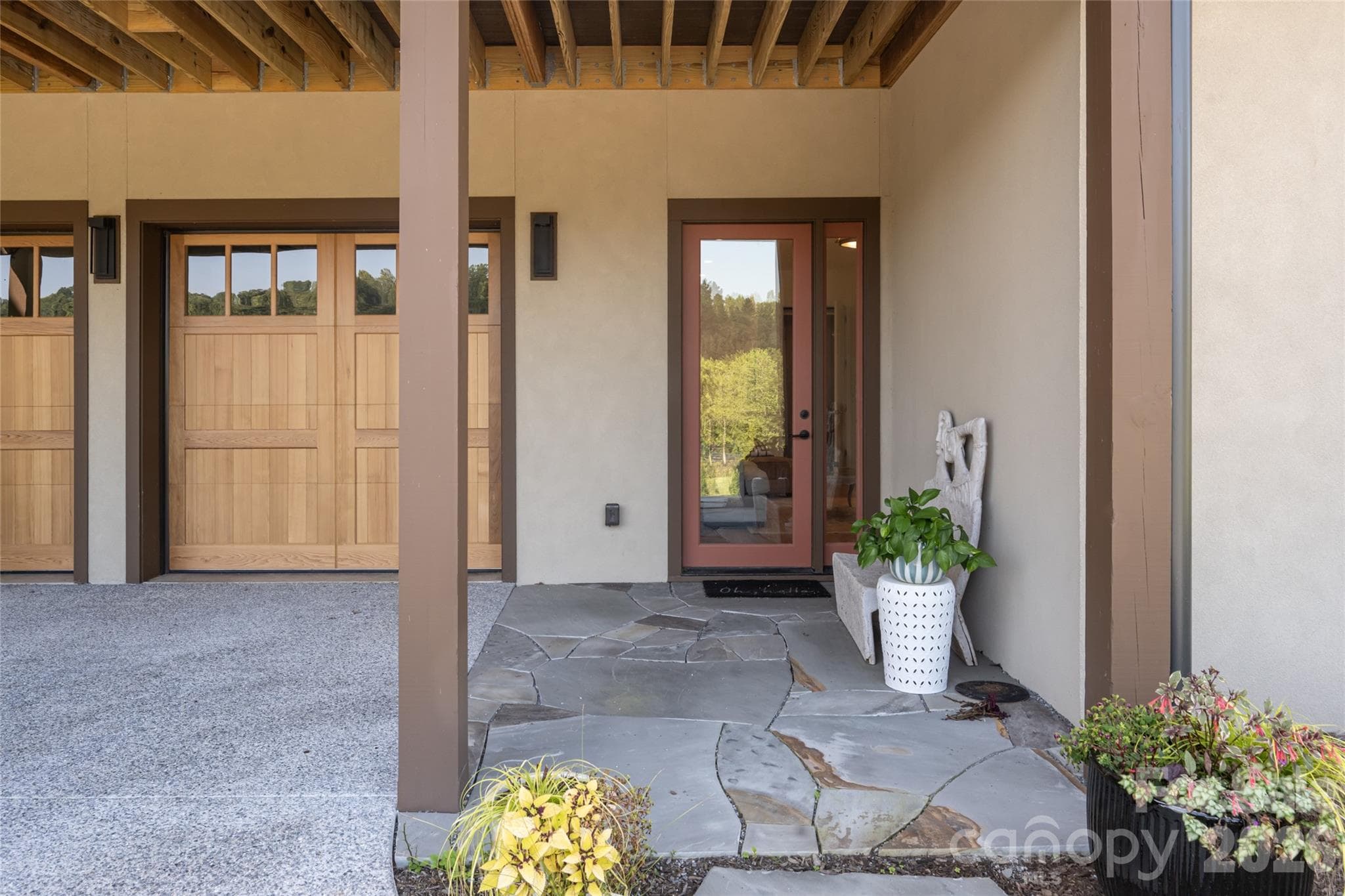 2 car garage - 6 River Run, Asheville