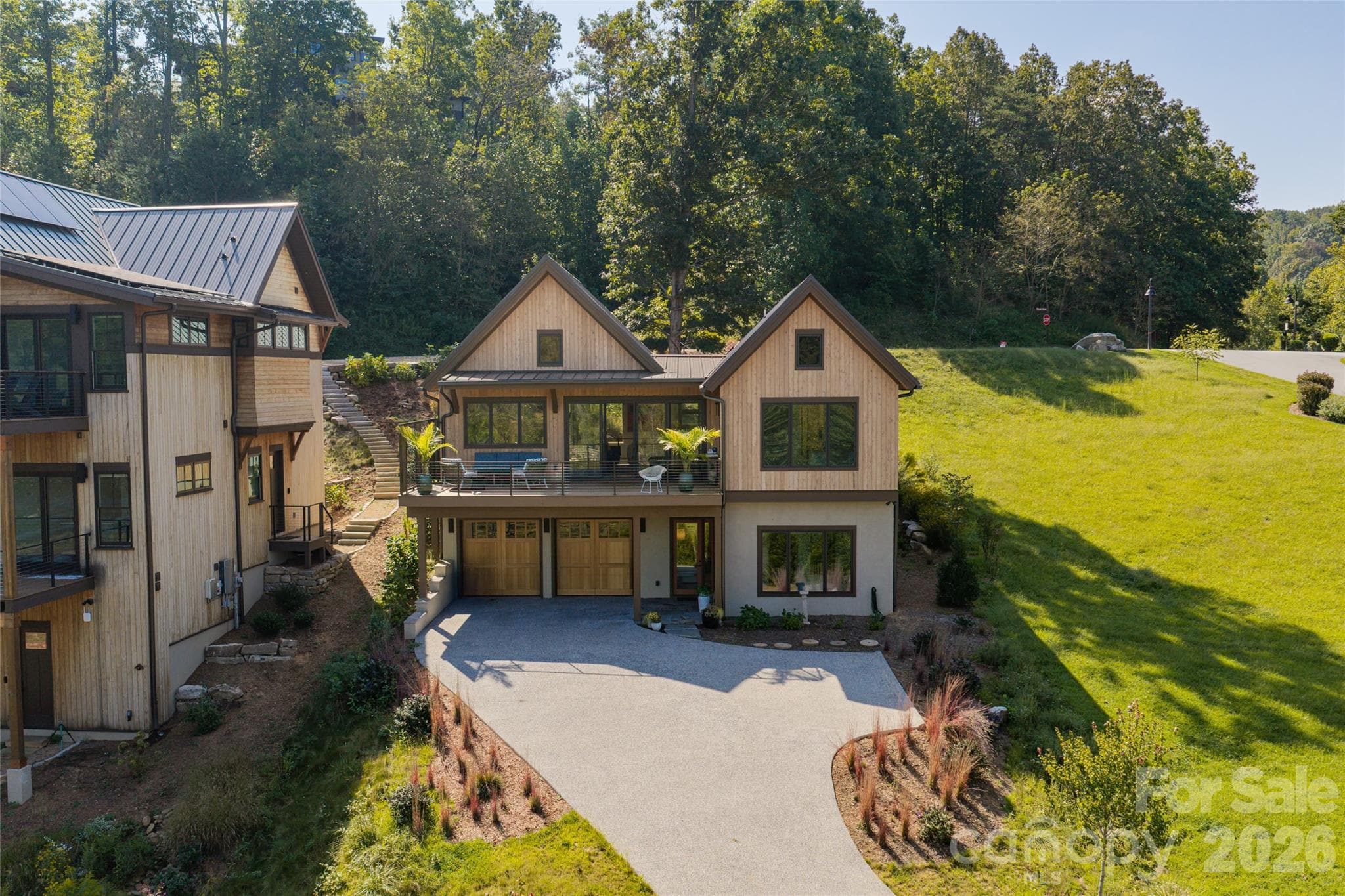 Single Family Residence at 6 River Run, Asheville, photo 31 of 42