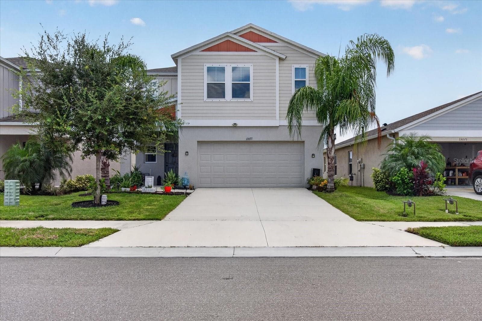13077 OAK HILL WAY