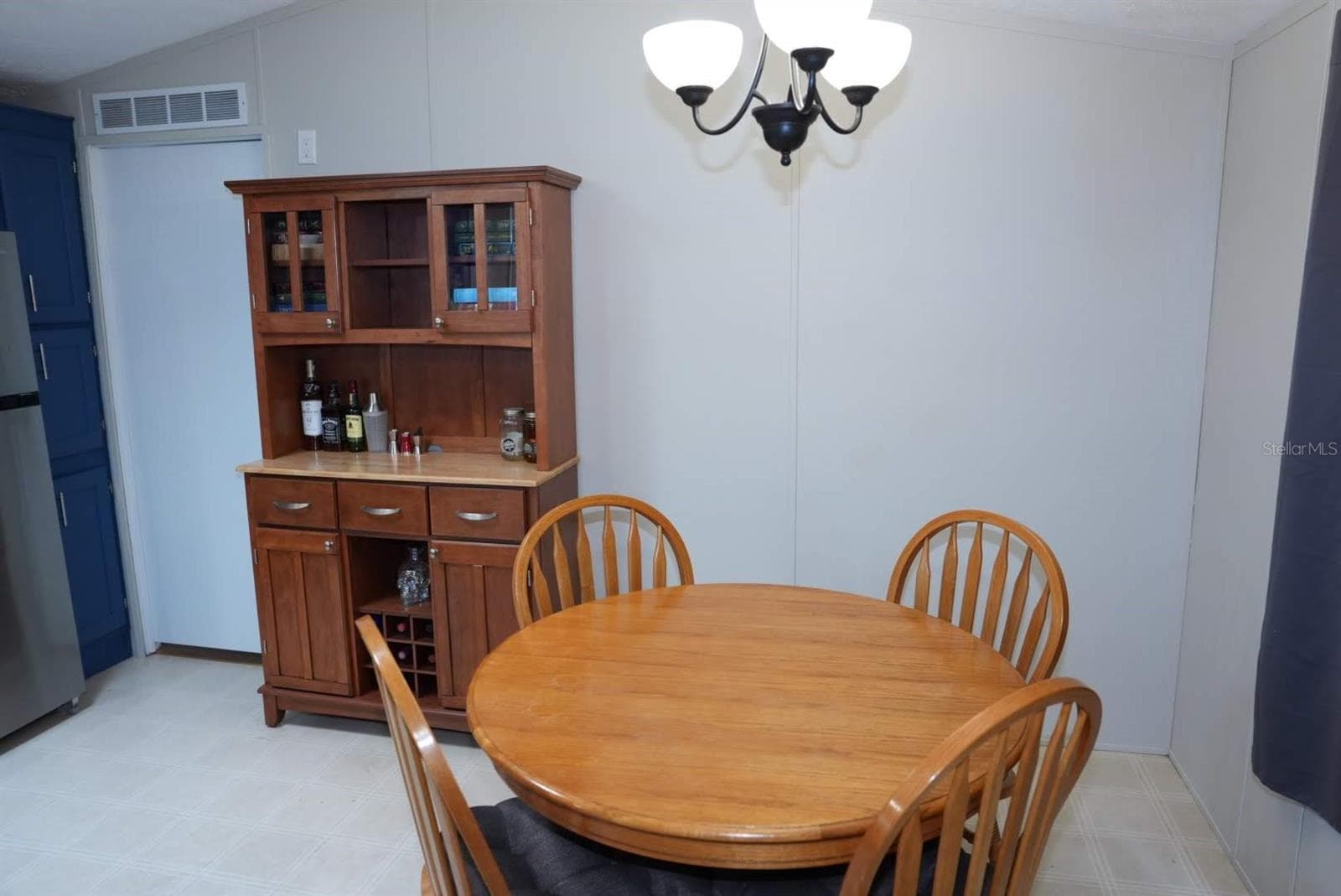 Manufactured Home at 12330 NE 77TH CT, BRONSON, photo 12 of 51