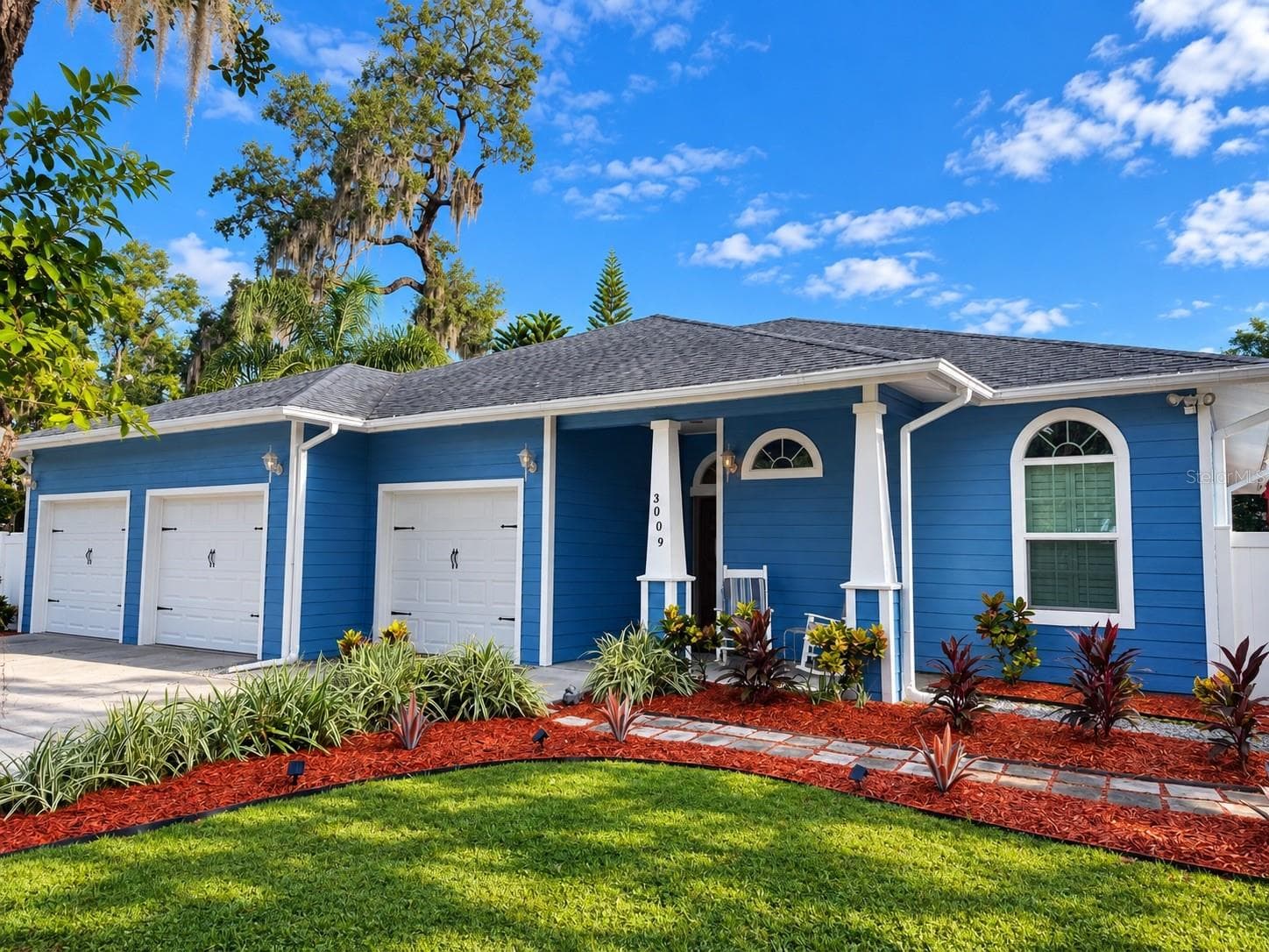 3009 W CLINTON STREET, TAMPA, FL 33614 three car garage - 3009 W CLINTON ST, TAMPA